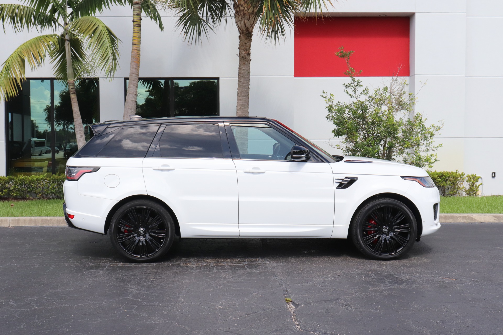 Used-2019-Land-Rover-Range-Rover-Sport-Supercharged-Dynamic