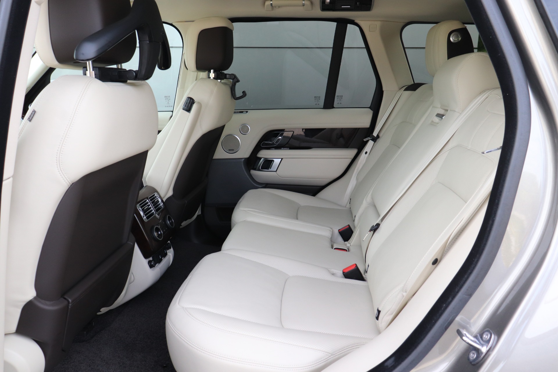 Used-2021-Land-Rover-Range-Rover-P400-HSE-Westminster-Edition