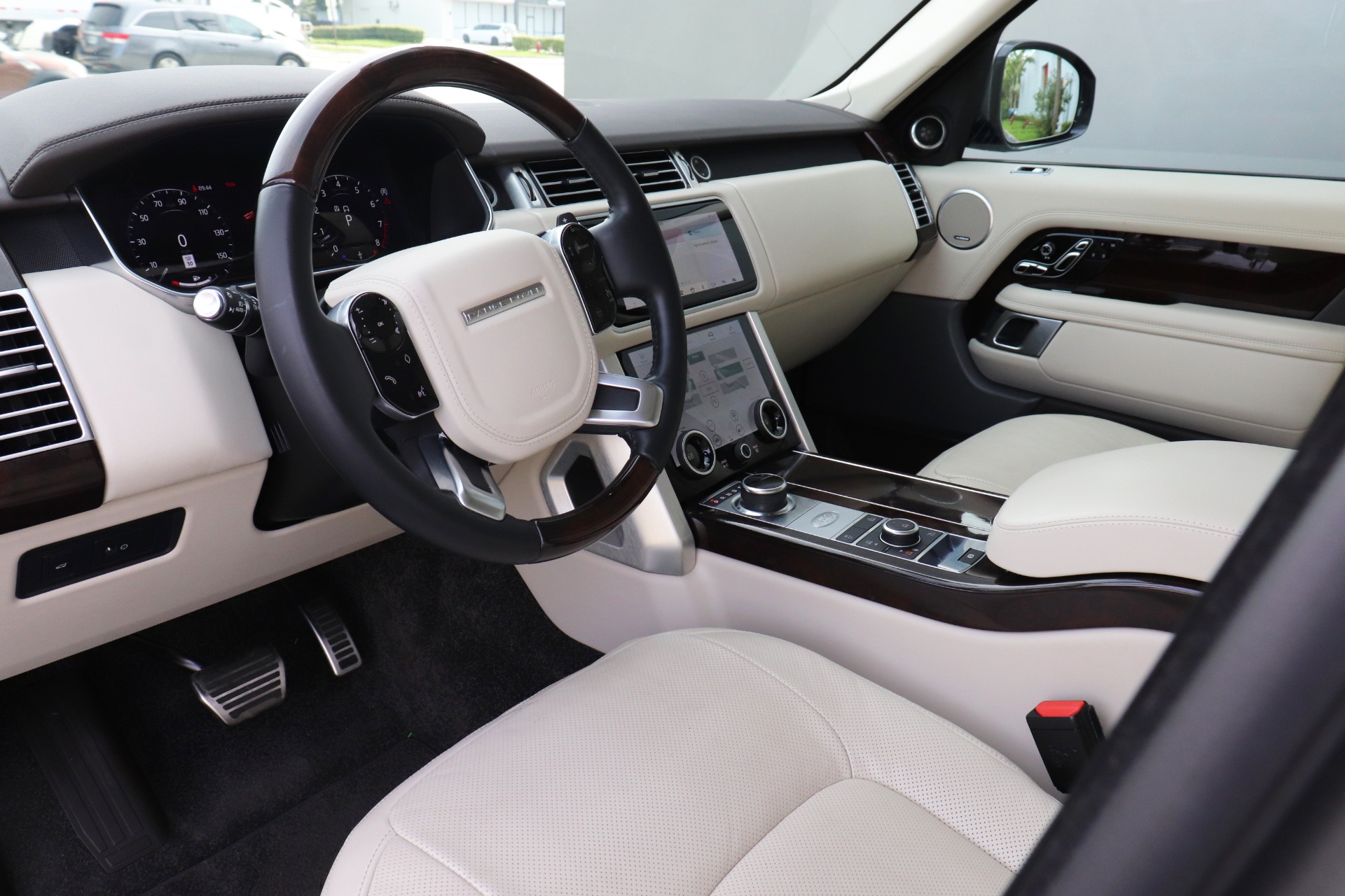 Used-2021-Land-Rover-Range-Rover-P400-HSE-Westminster-Edition