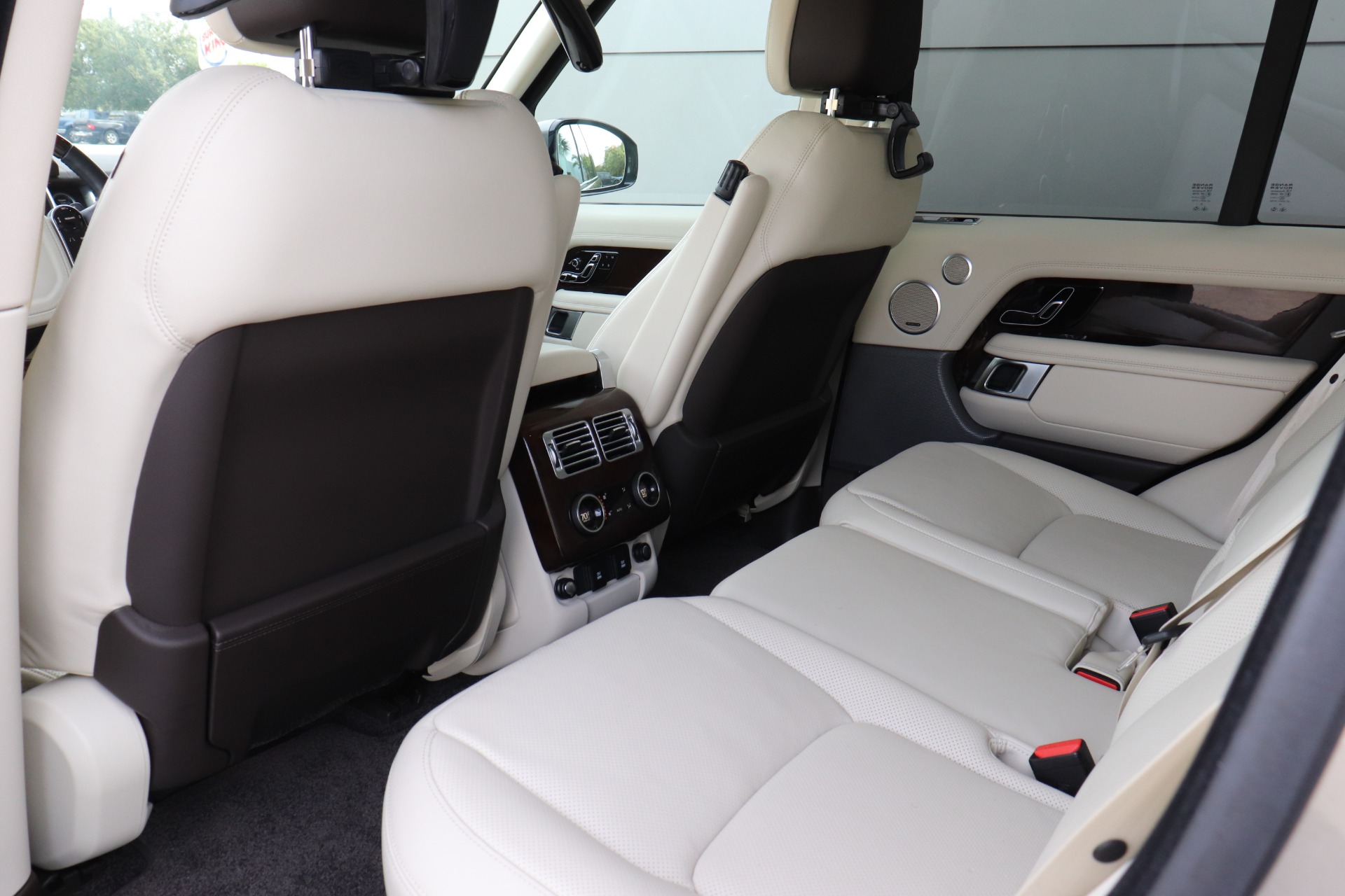 Used-2021-Land-Rover-Range-Rover-P400-HSE-Westminster-Edition