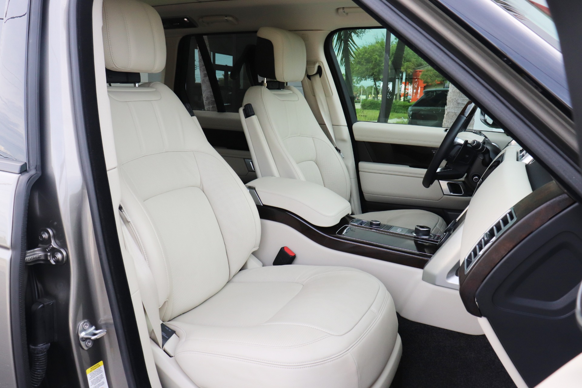 Used-2021-Land-Rover-Range-Rover-P400-HSE-Westminster-Edition