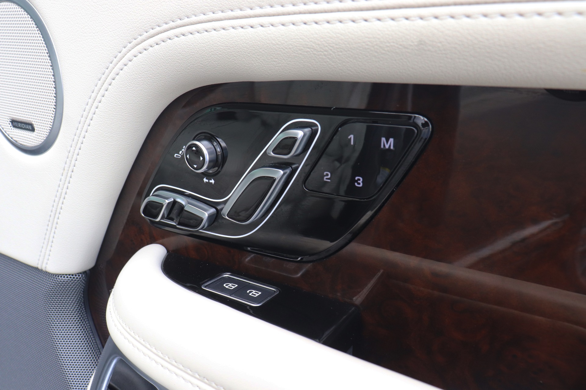 Used-2021-Land-Rover-Range-Rover-P400-HSE-Westminster-Edition