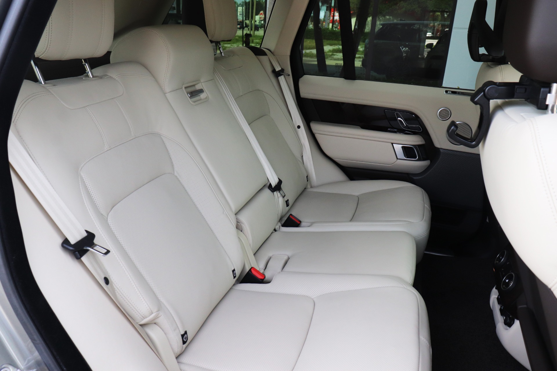 Used-2021-Land-Rover-Range-Rover-P400-HSE-Westminster-Edition
