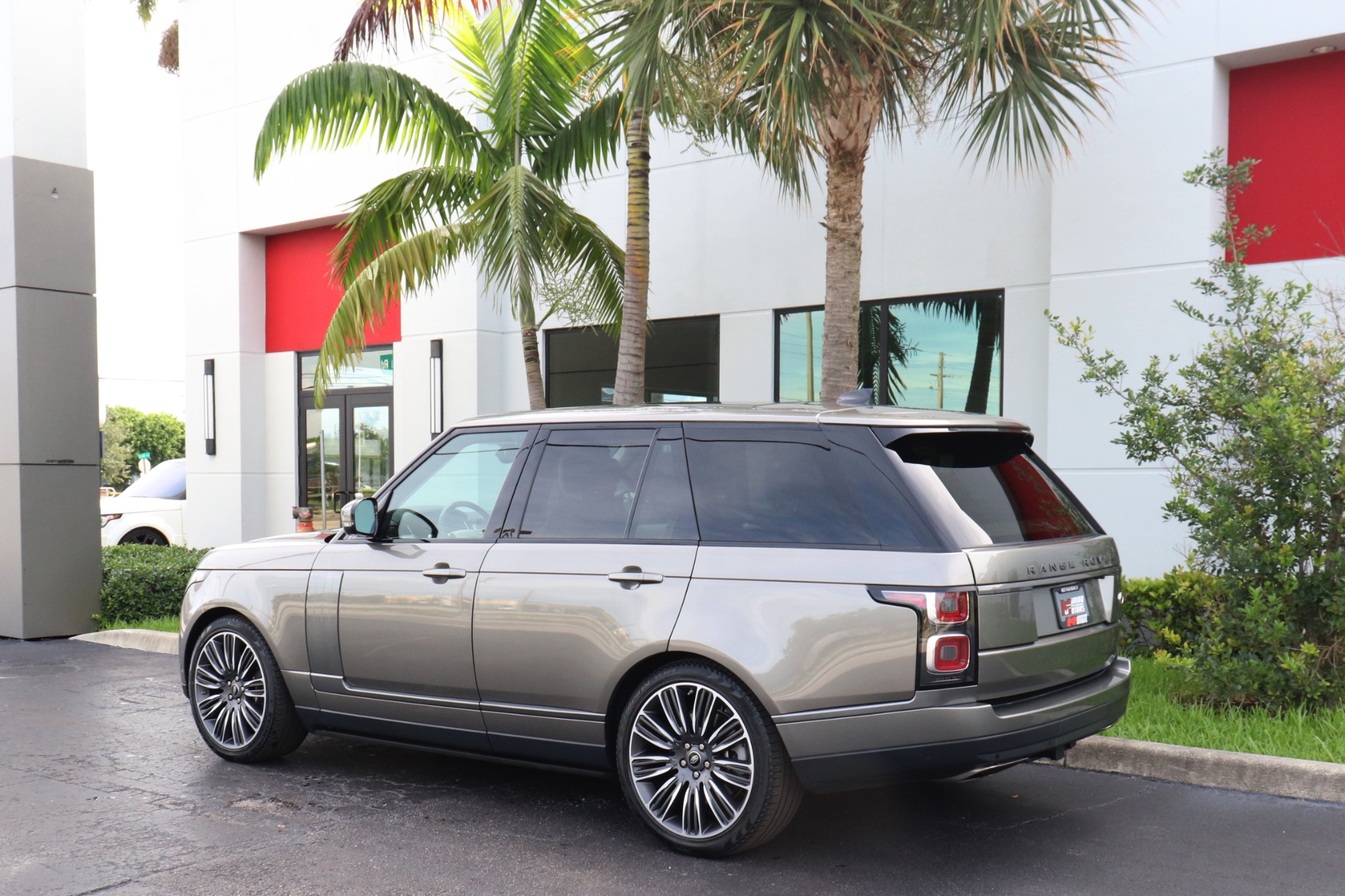 Used-2021-Land-Rover-Range-Rover-P400-HSE-Westminster-Edition