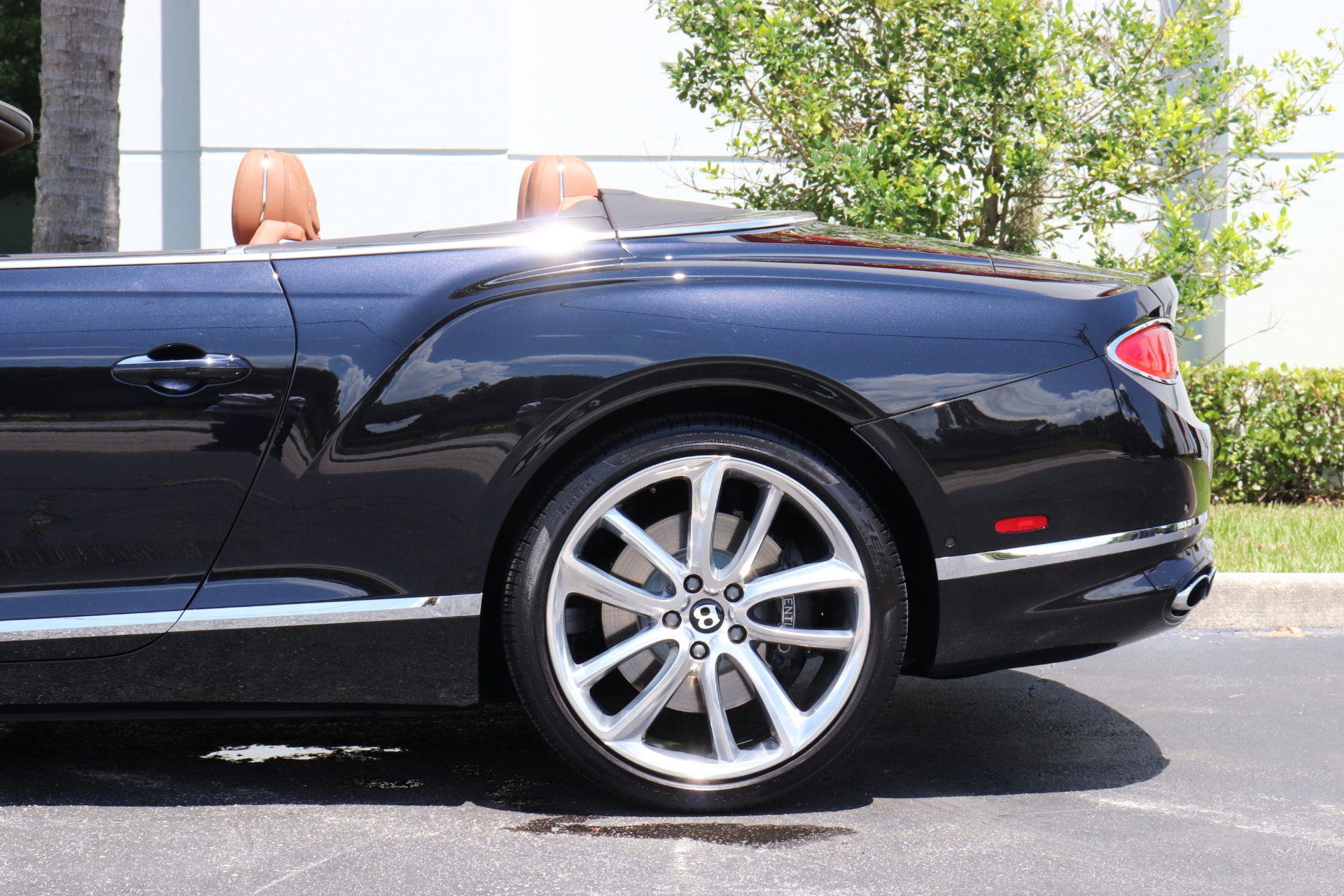 Used-2021-Bentley-Continental-GT-V8-Convertible