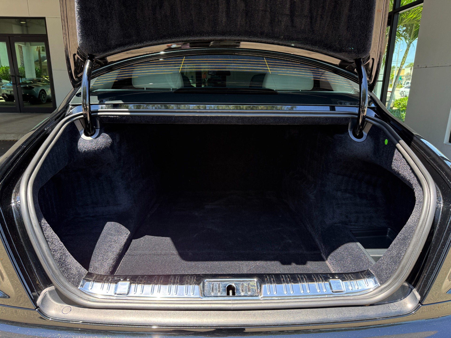 Used-2013-Rolls-Royce-Ghost