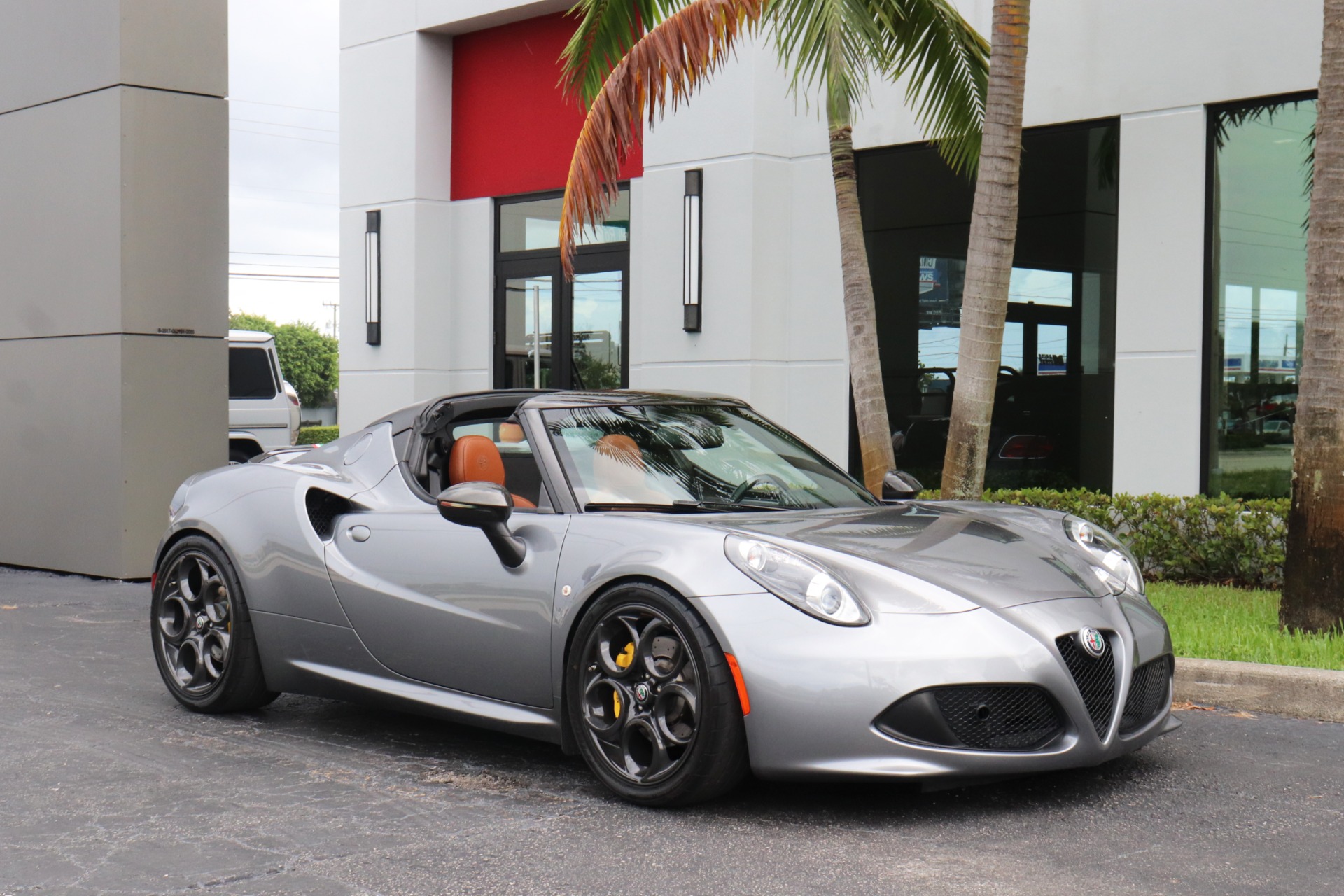 Used-2020-Alfa-Romeo-4C-Spider