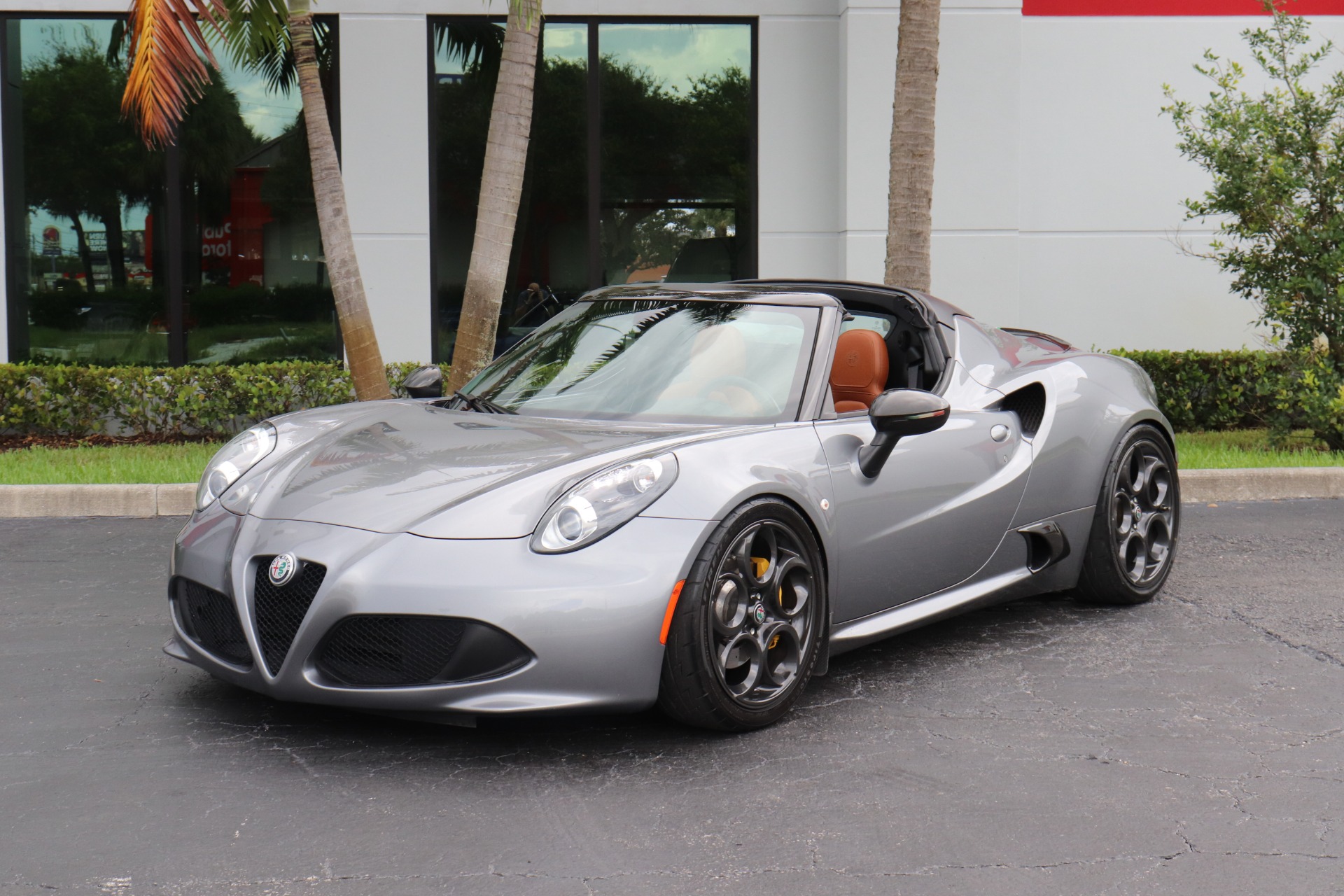 Used-2020-Alfa-Romeo-4C-Spider
