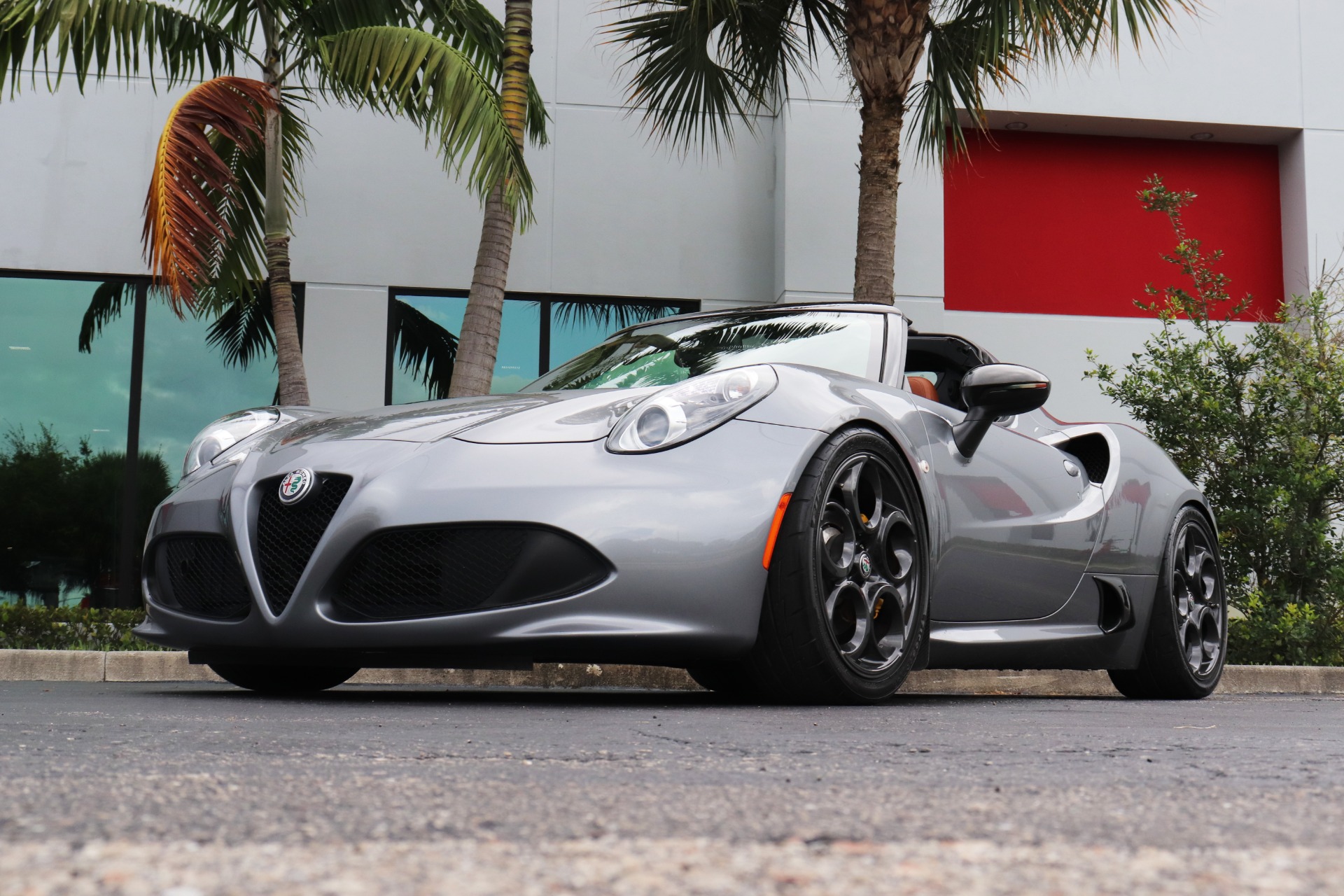 Used-2020-Alfa-Romeo-4C-Spider