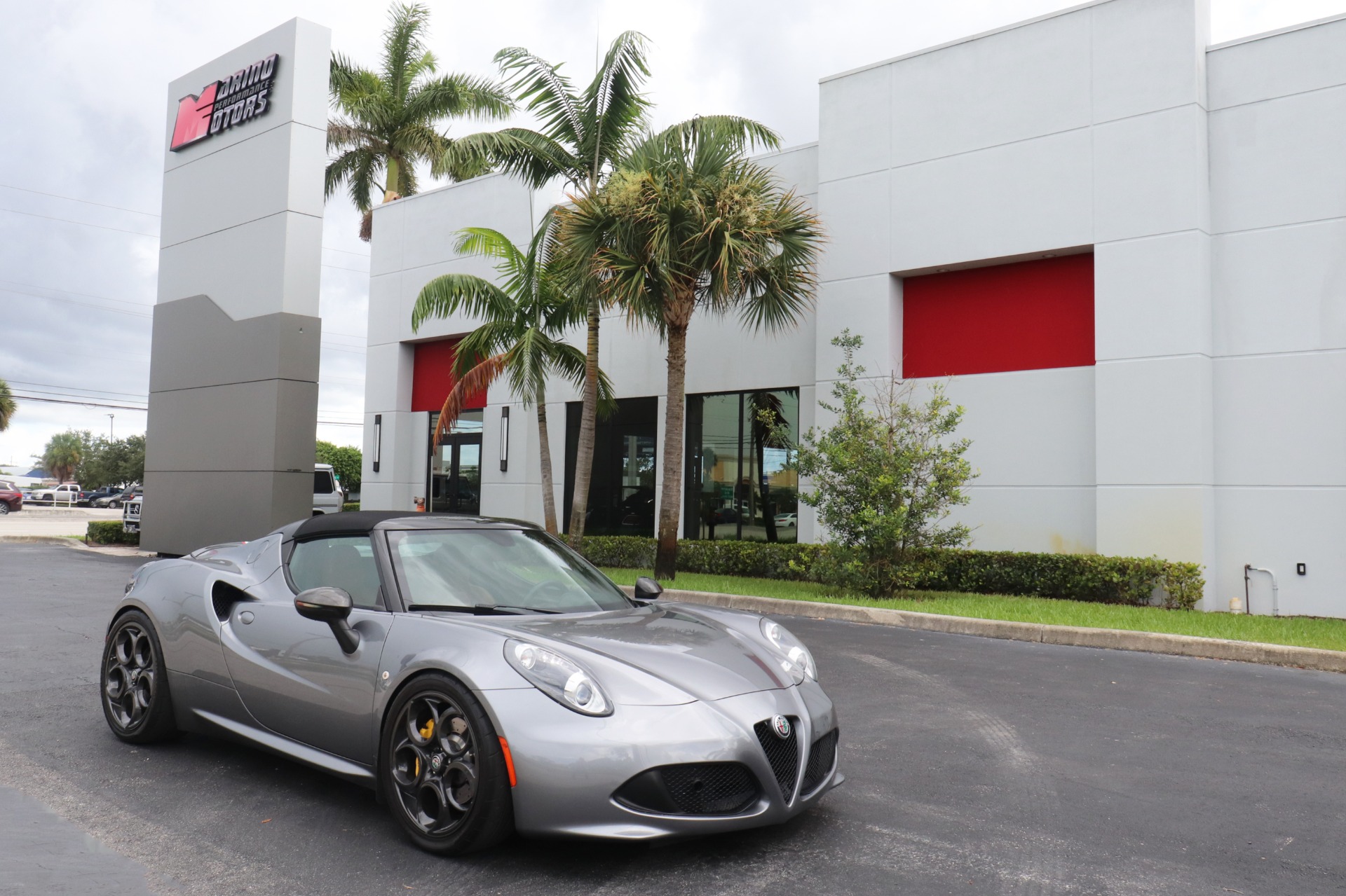 Used-2020-Alfa-Romeo-4C-Spider