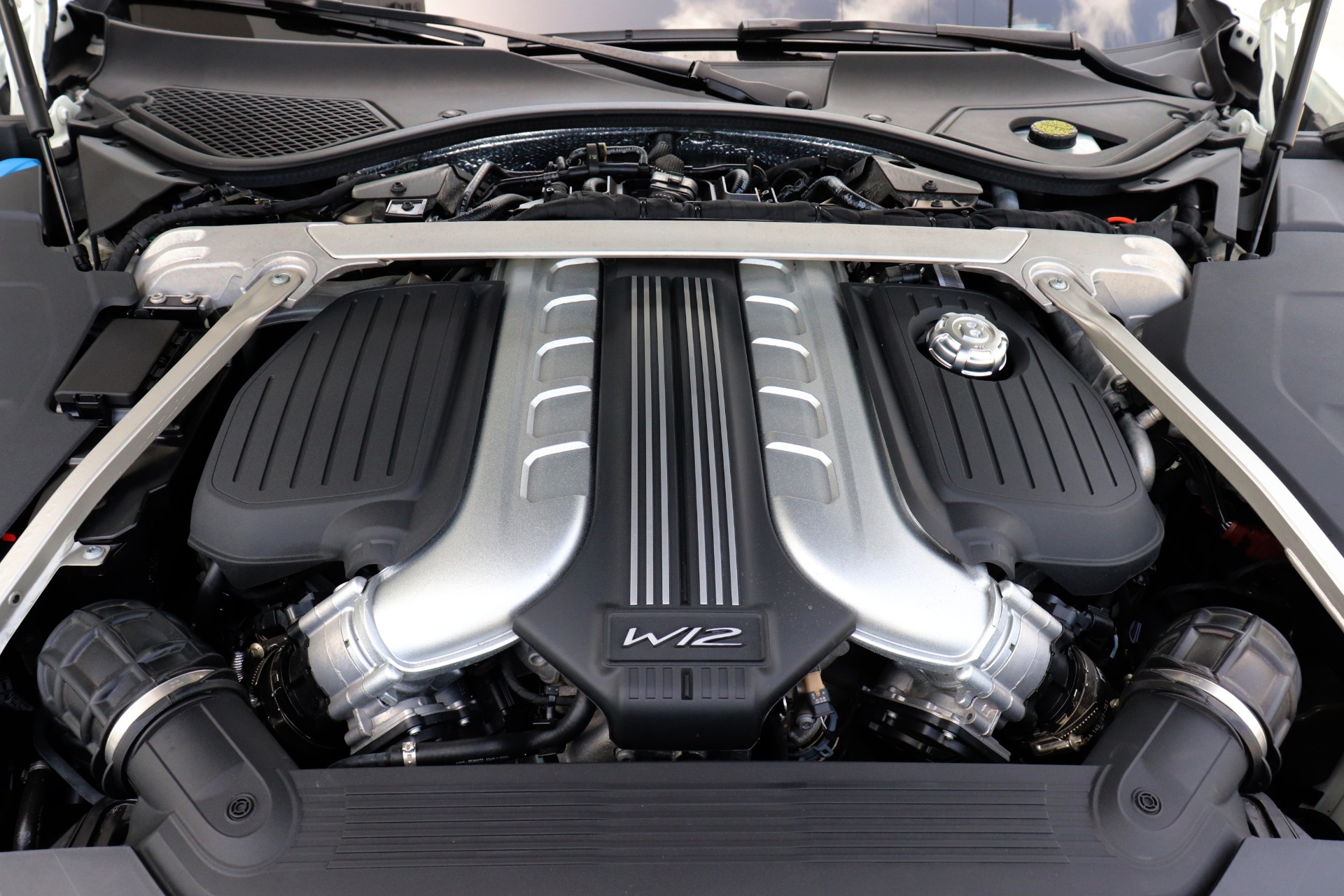 Used-2020-Bentley-Continental-GT