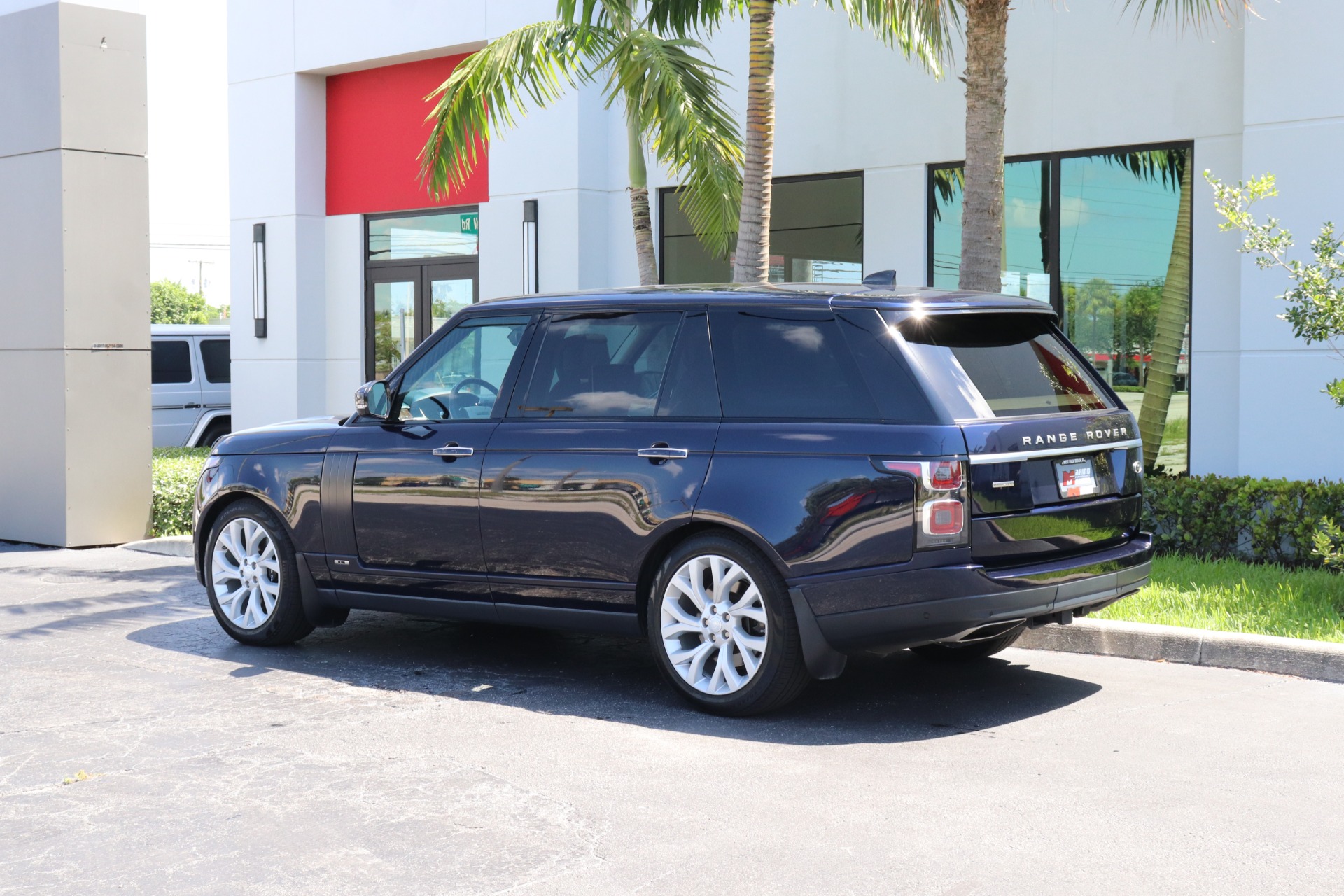 Used-2021-Land-Rover-Range-Rover-Autobiography-LWB