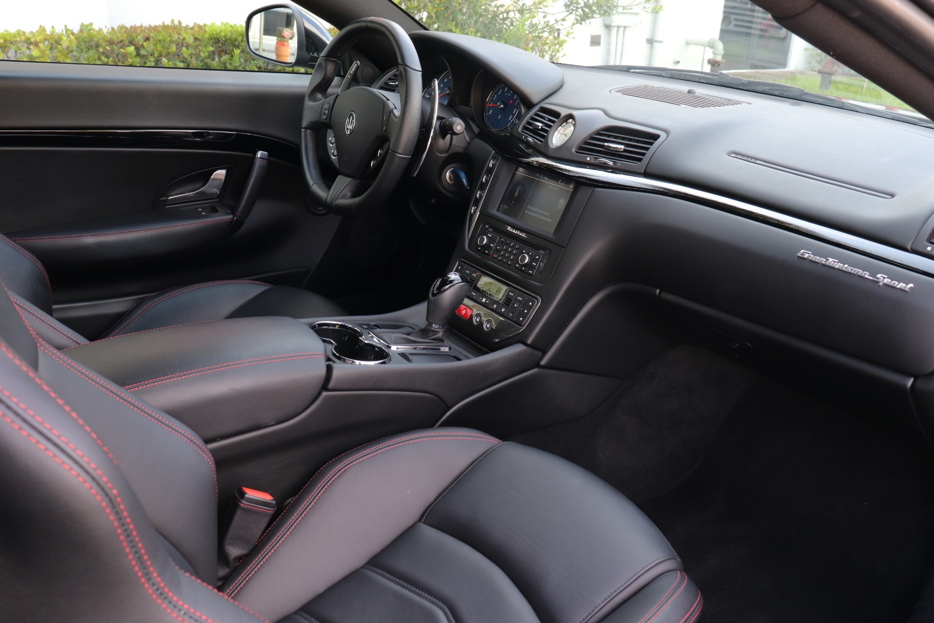 Used-2017-Maserati-GranTurismo-Sport