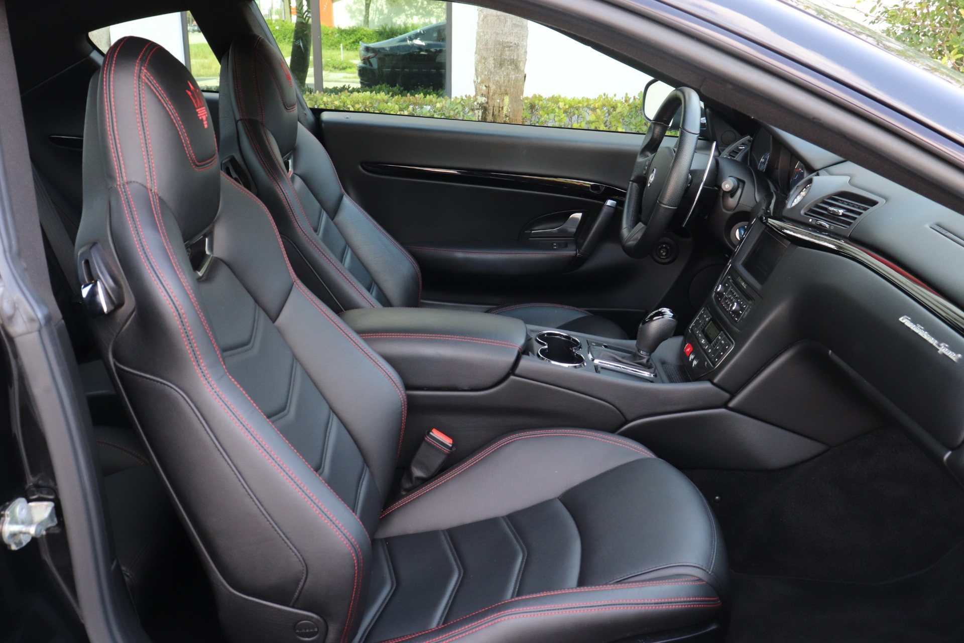 Used-2017-Maserati-GranTurismo-Sport