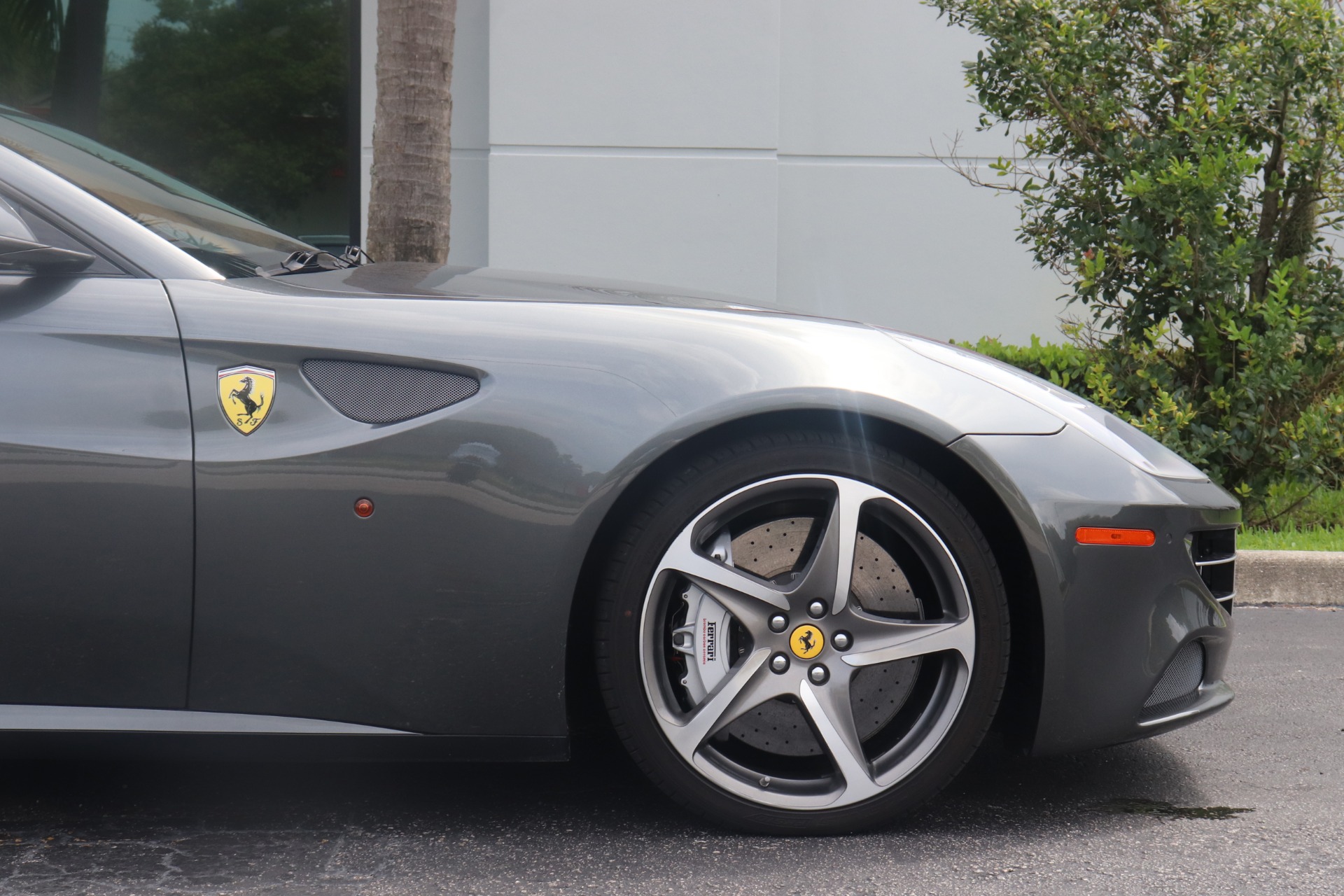 Used-2015-Ferrari-FF