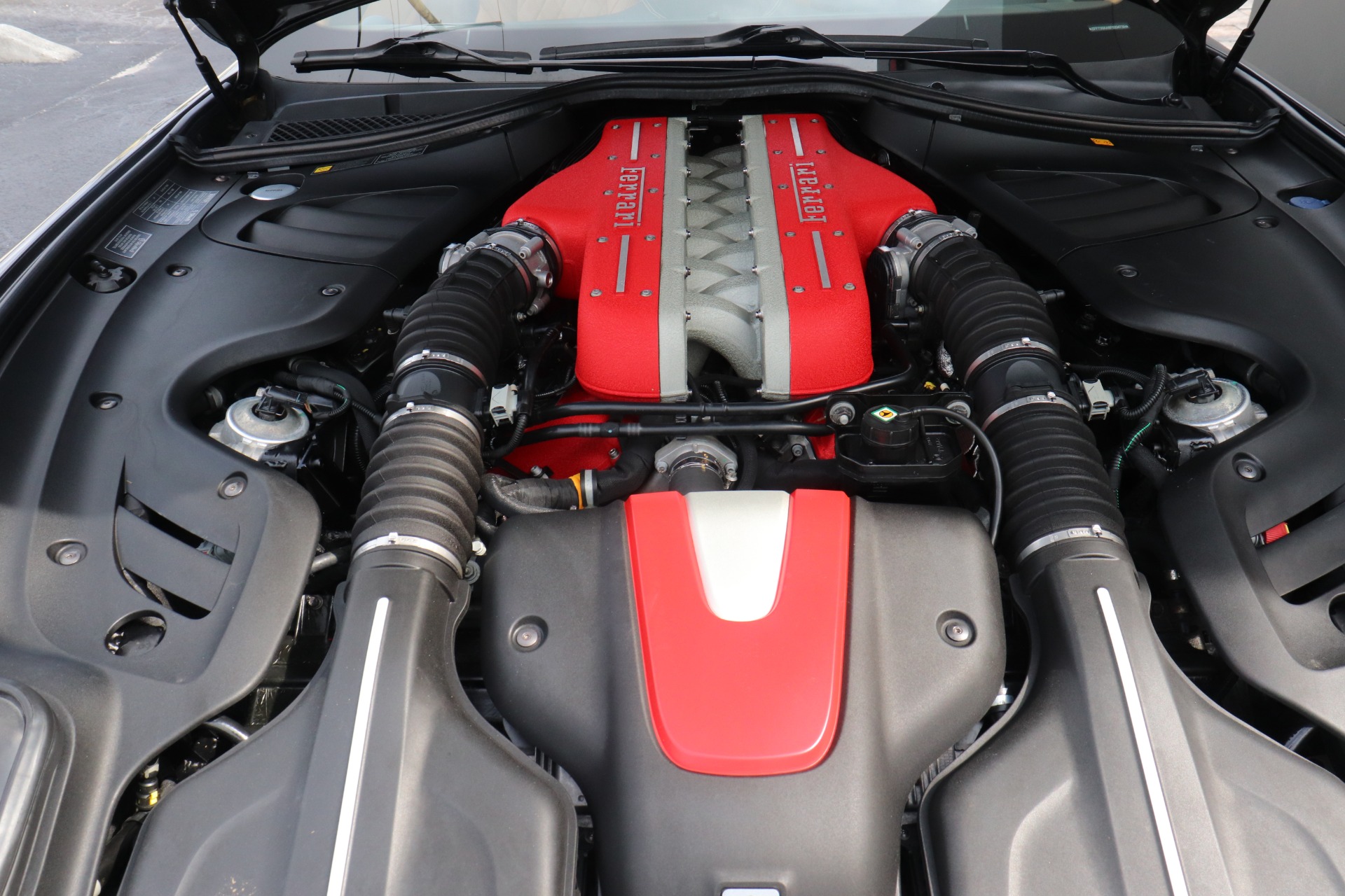 Used-2015-Ferrari-FF