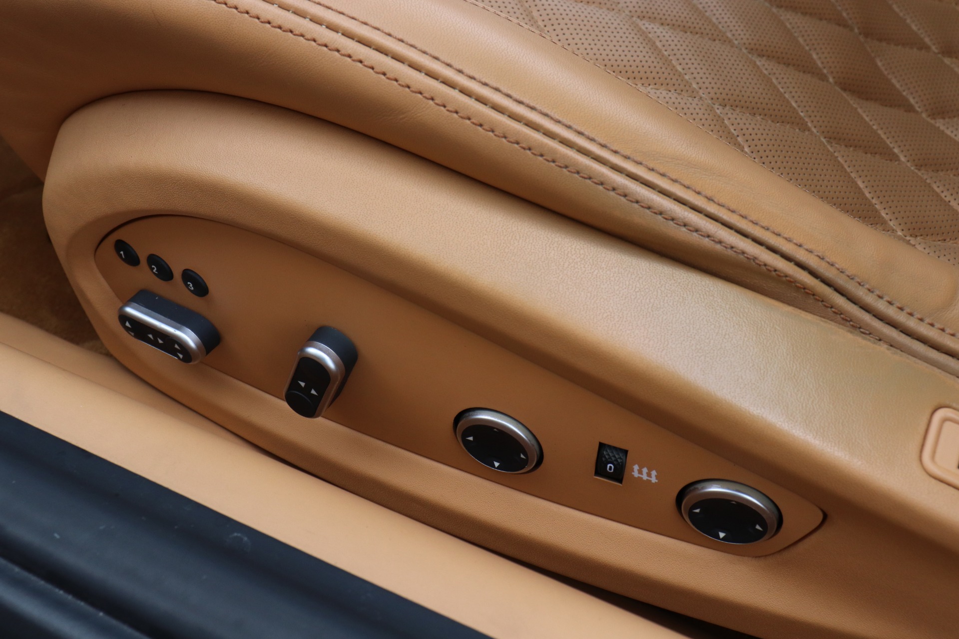Used-2015-Ferrari-FF