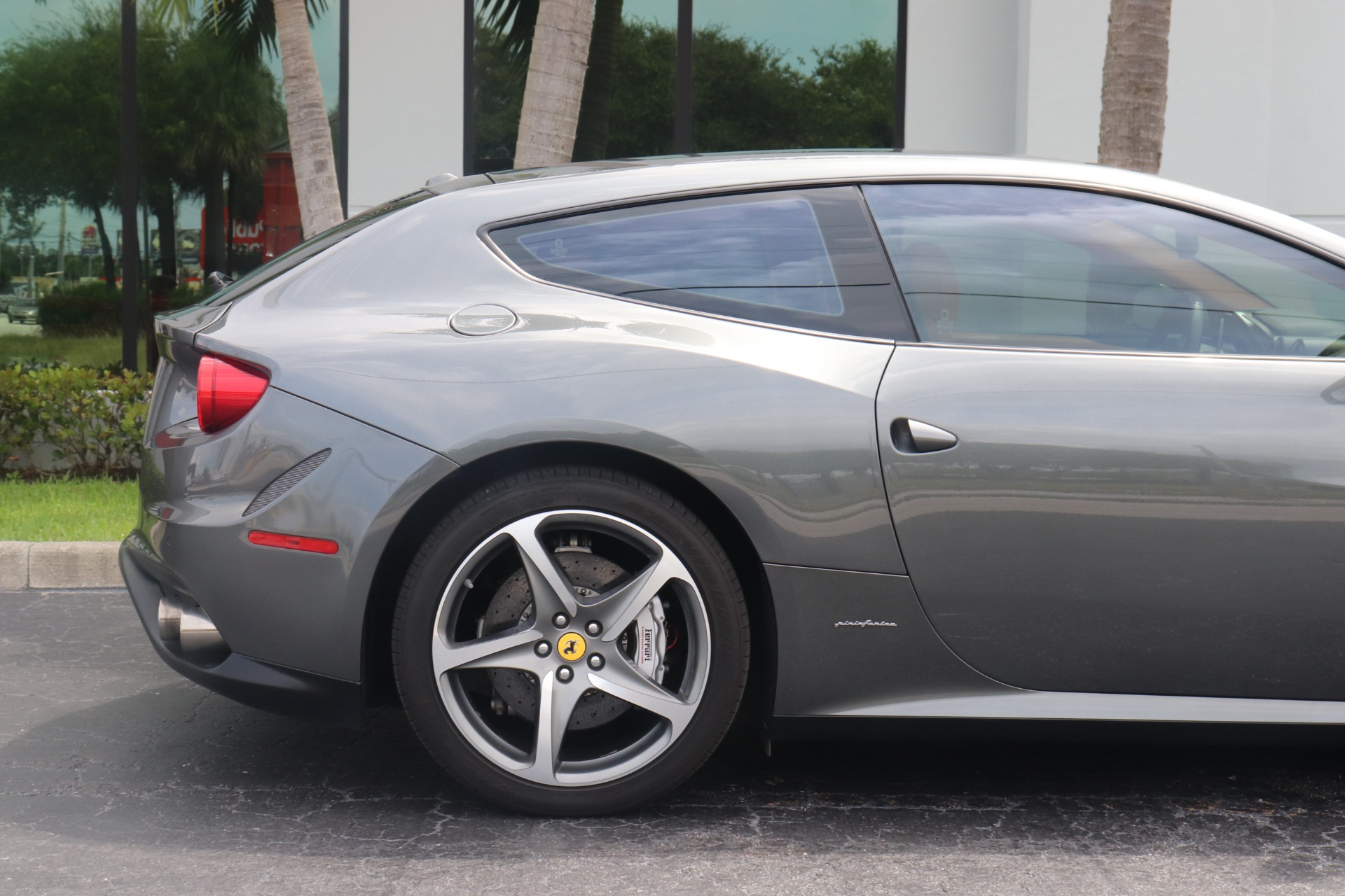 Used-2015-Ferrari-FF