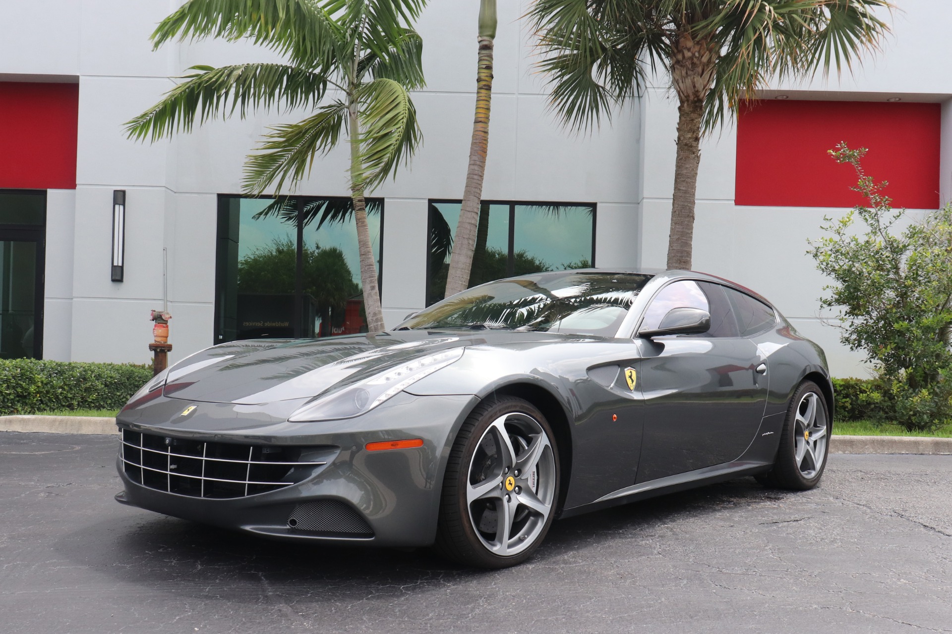 Used-2015-Ferrari-FF