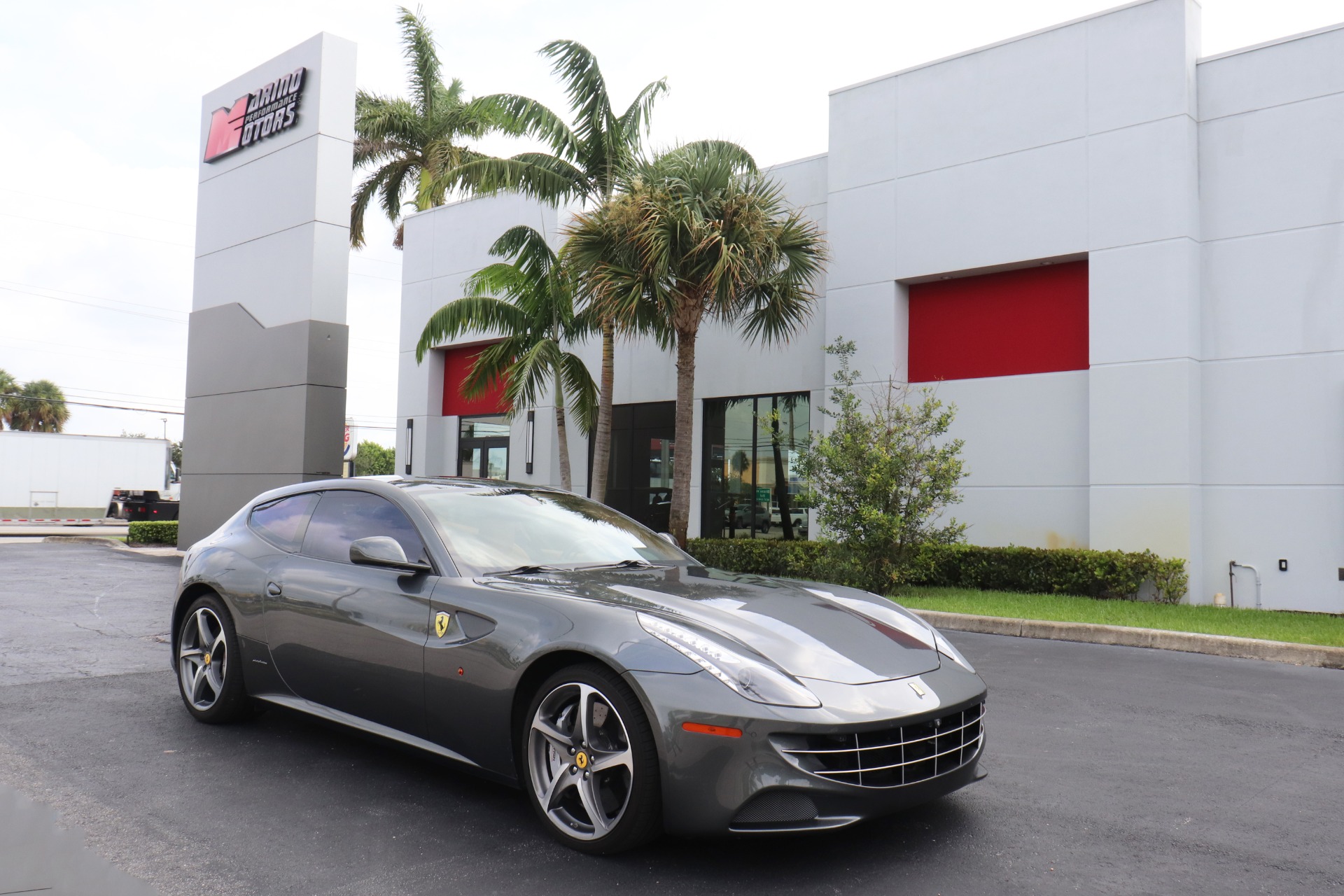 Used-2015-Ferrari-FF