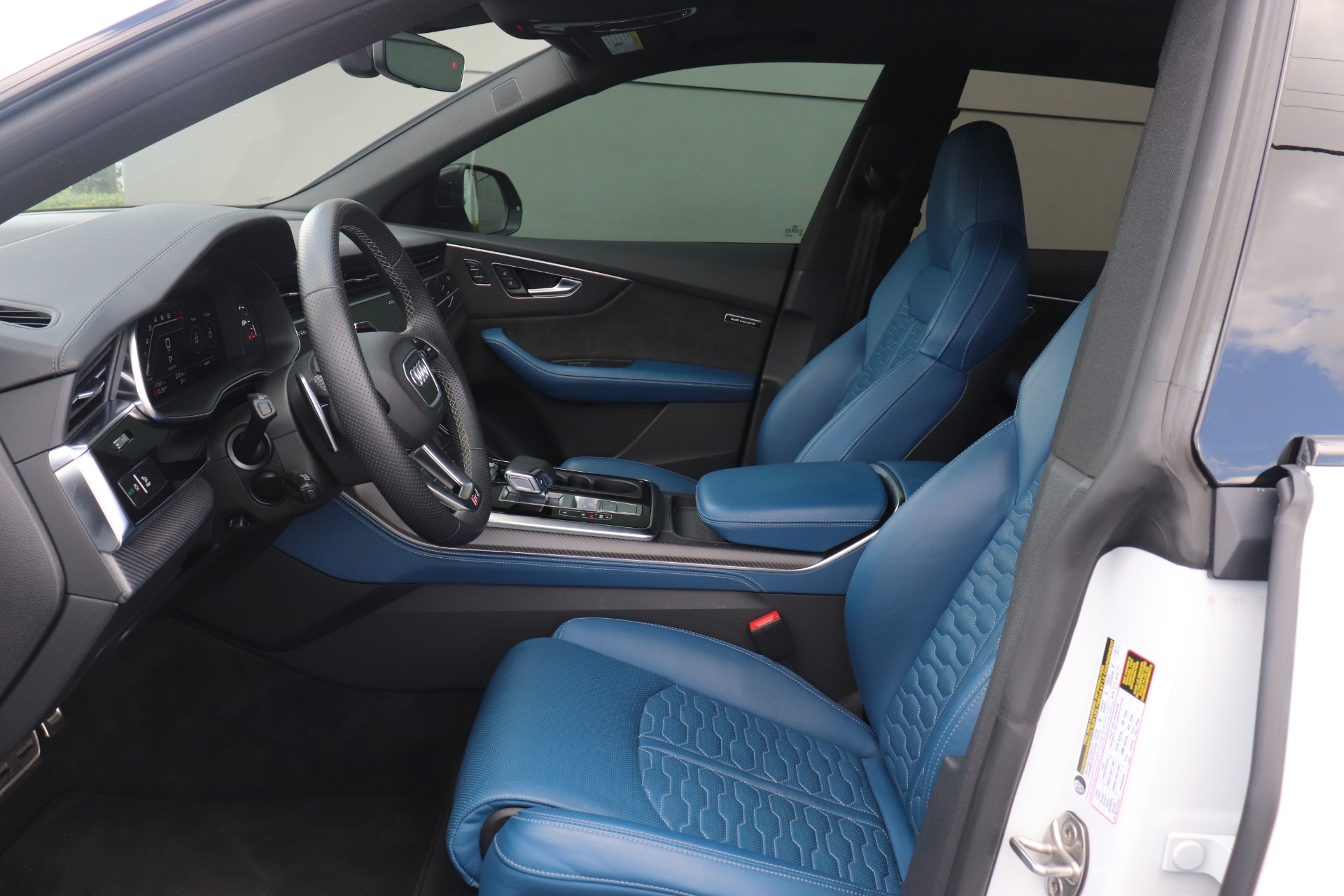 Used-2022-Audi-RS-Q8-40T-quattro