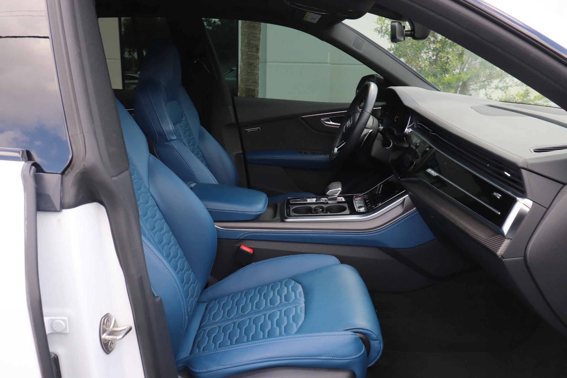 Used-2022-Audi-RS-Q8-40T-quattro