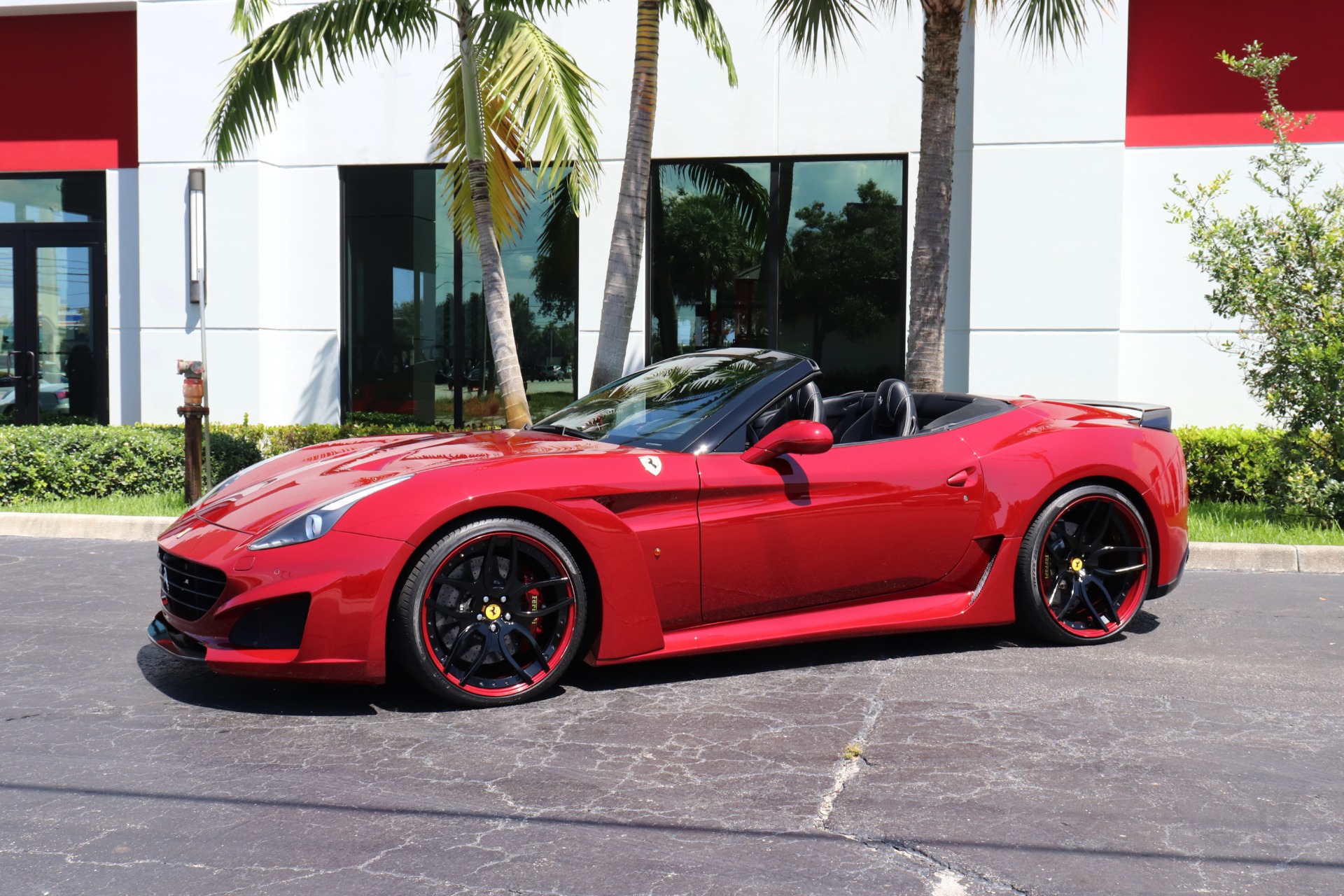 Used-2015-Ferrari-California-T-Novitec-Widebody