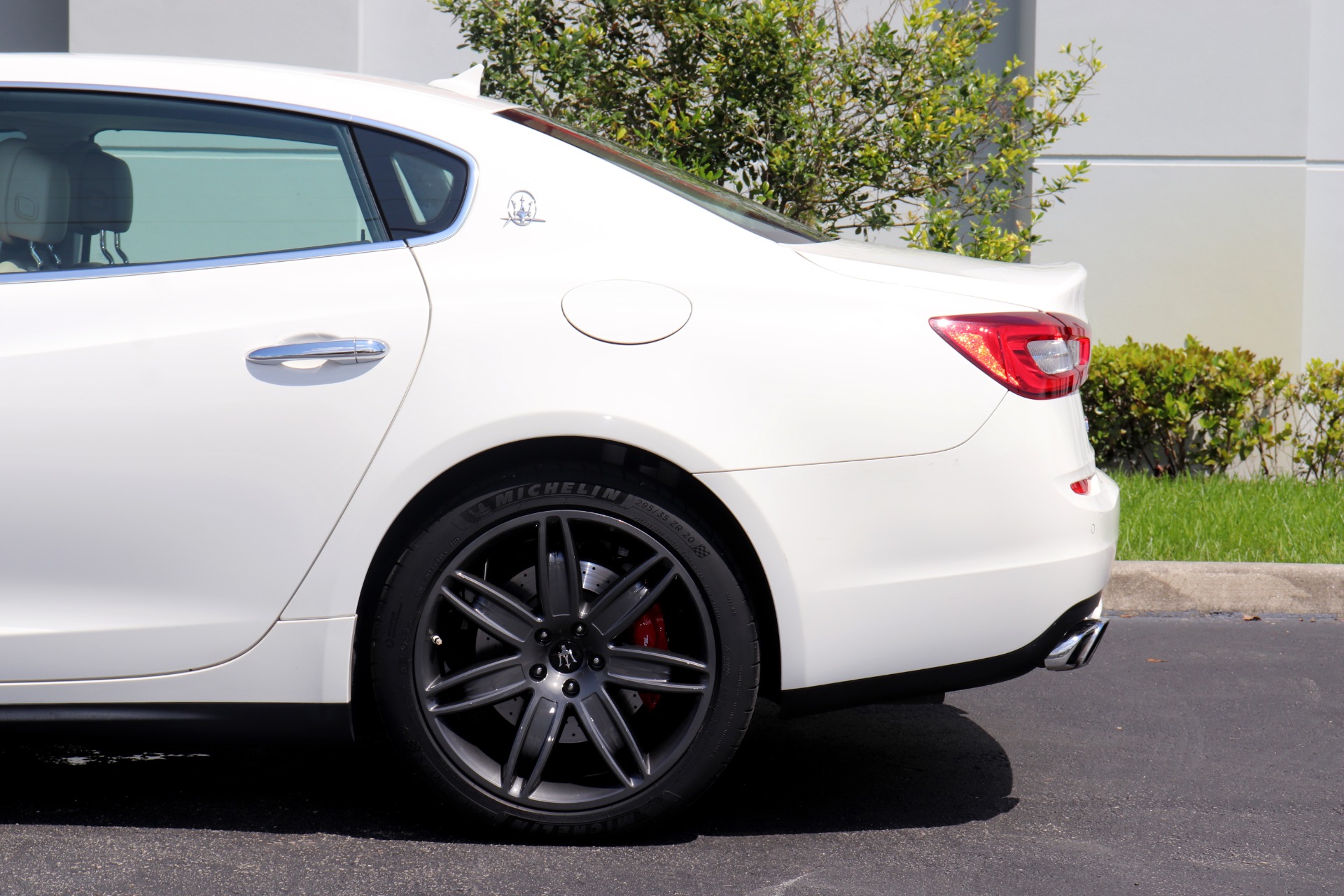 Used-2014-Maserati-Quattroporte-Sport-GT-S