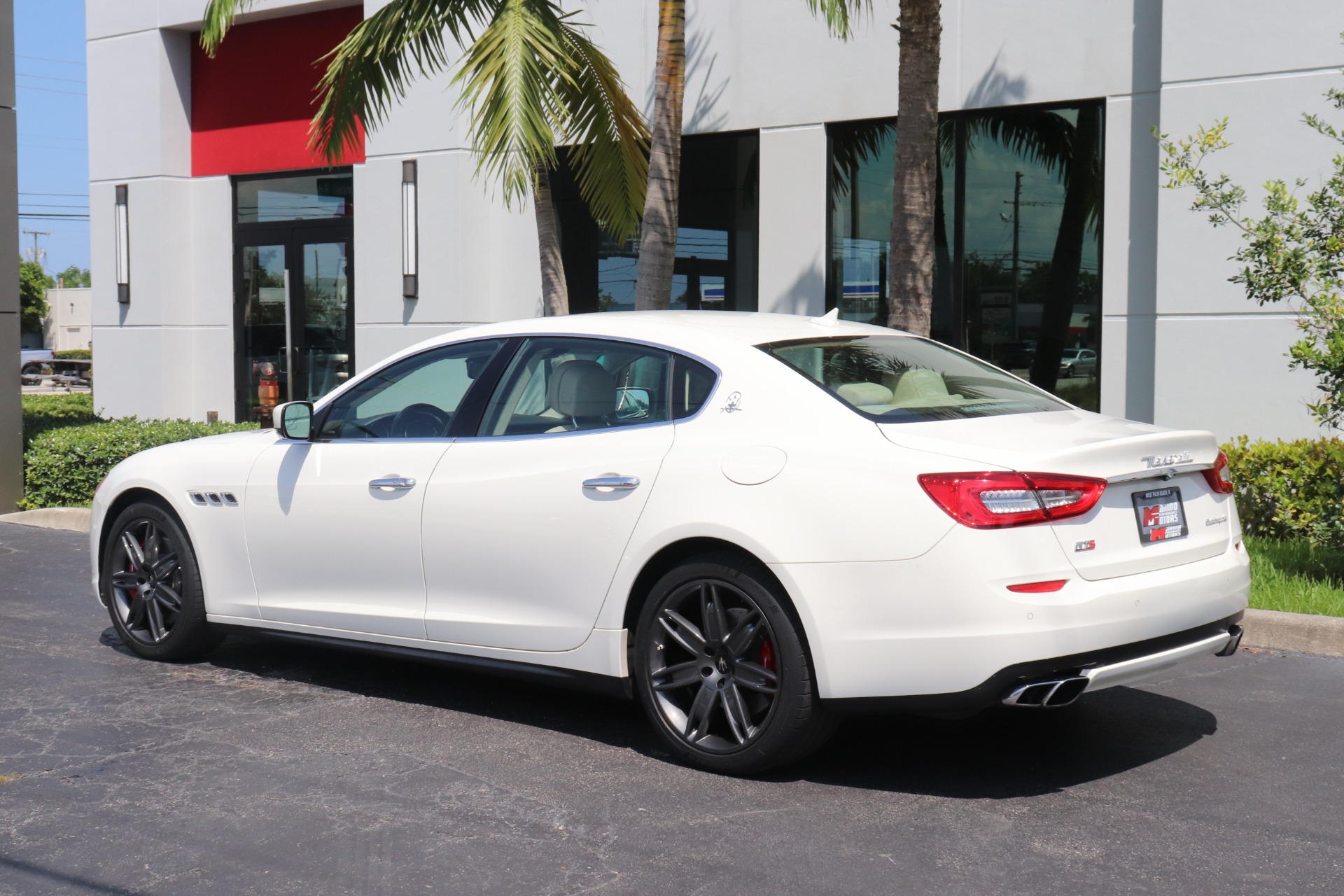 Used-2014-Maserati-Quattroporte-Sport-GT-S