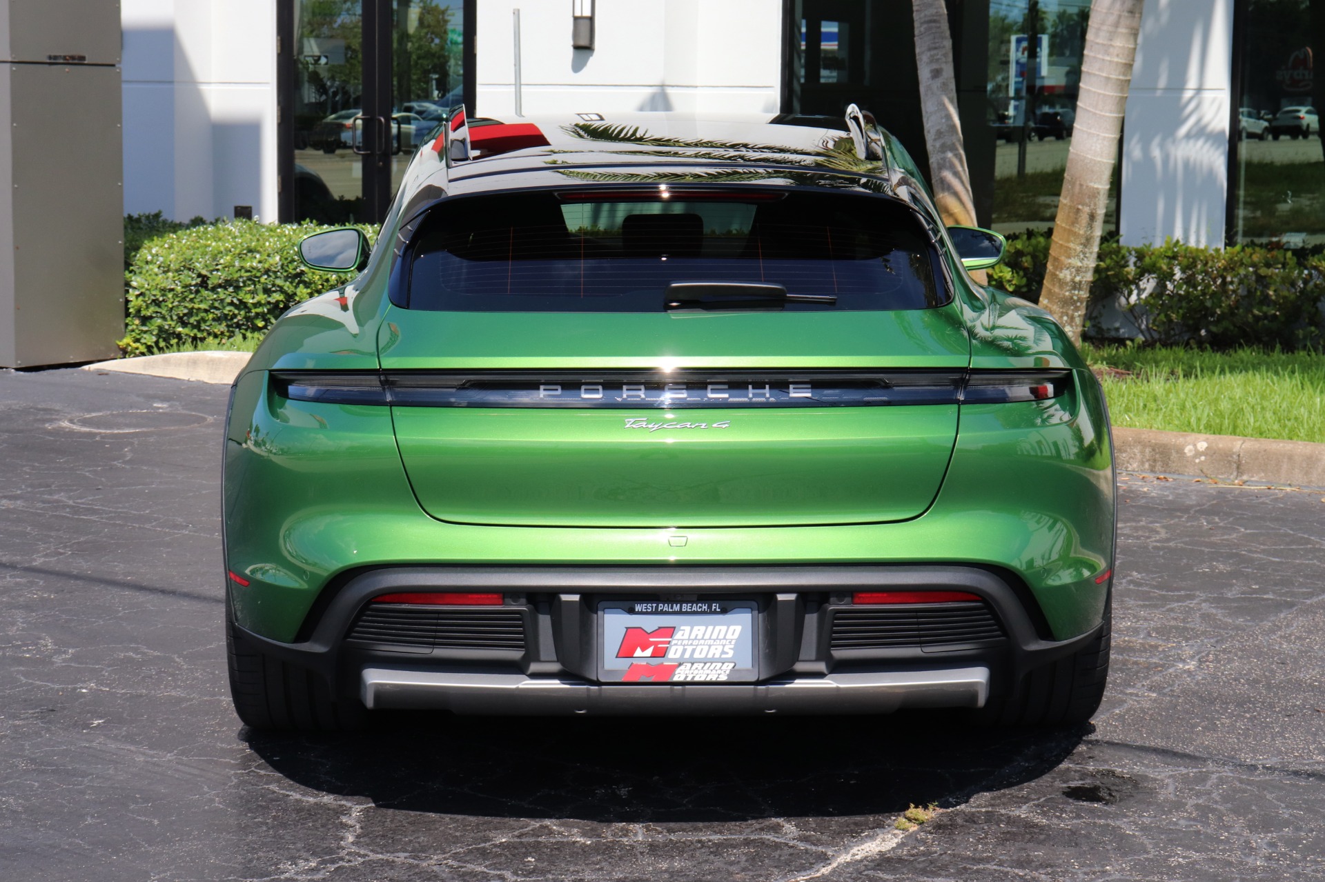 Used-2022-Porsche-Taycan-4-Cross-Turismo