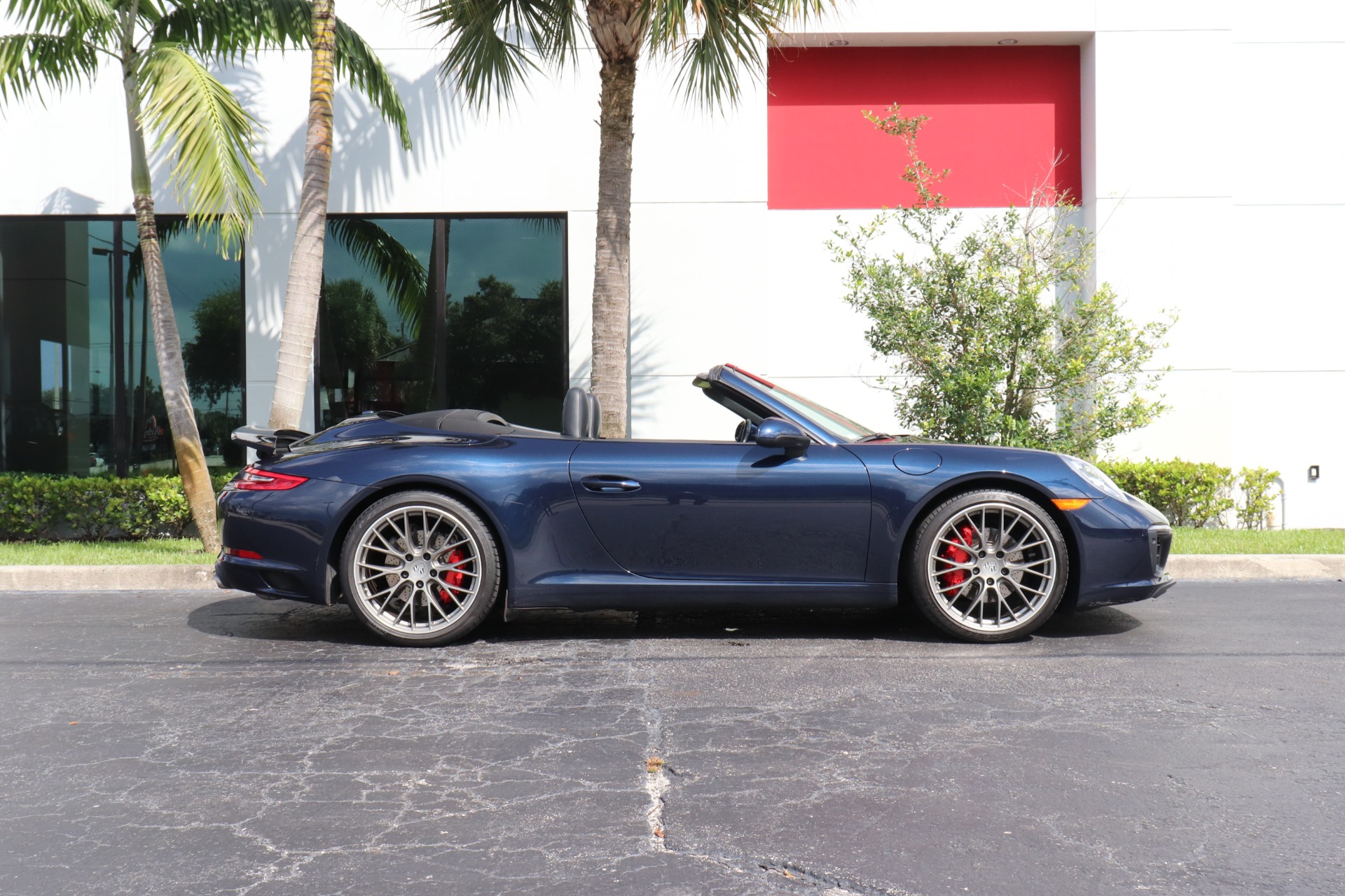 Used-2018-Porsche-911-Carrera-Cabriolet