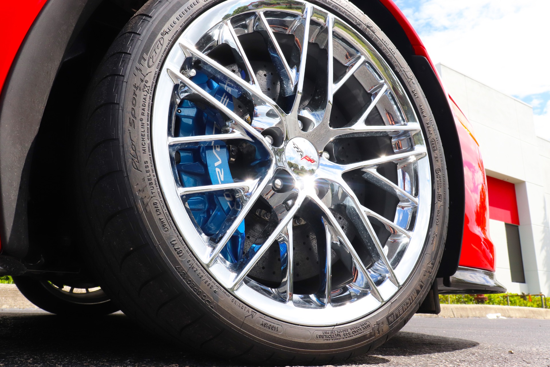Used-2010-Chevrolet-Corvette-ZR1-3ZR