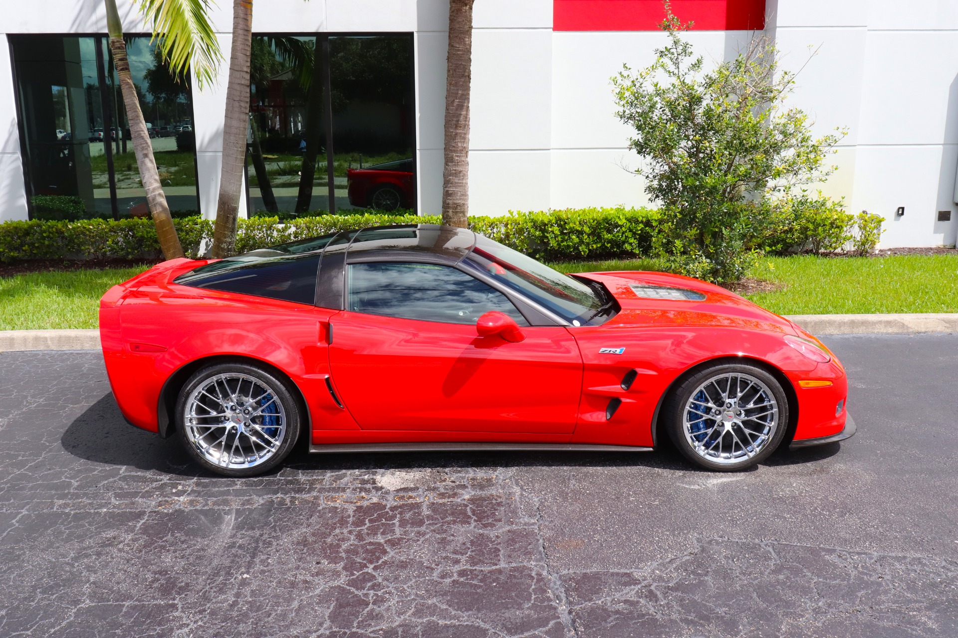 Used-2010-Chevrolet-Corvette-ZR1-3ZR