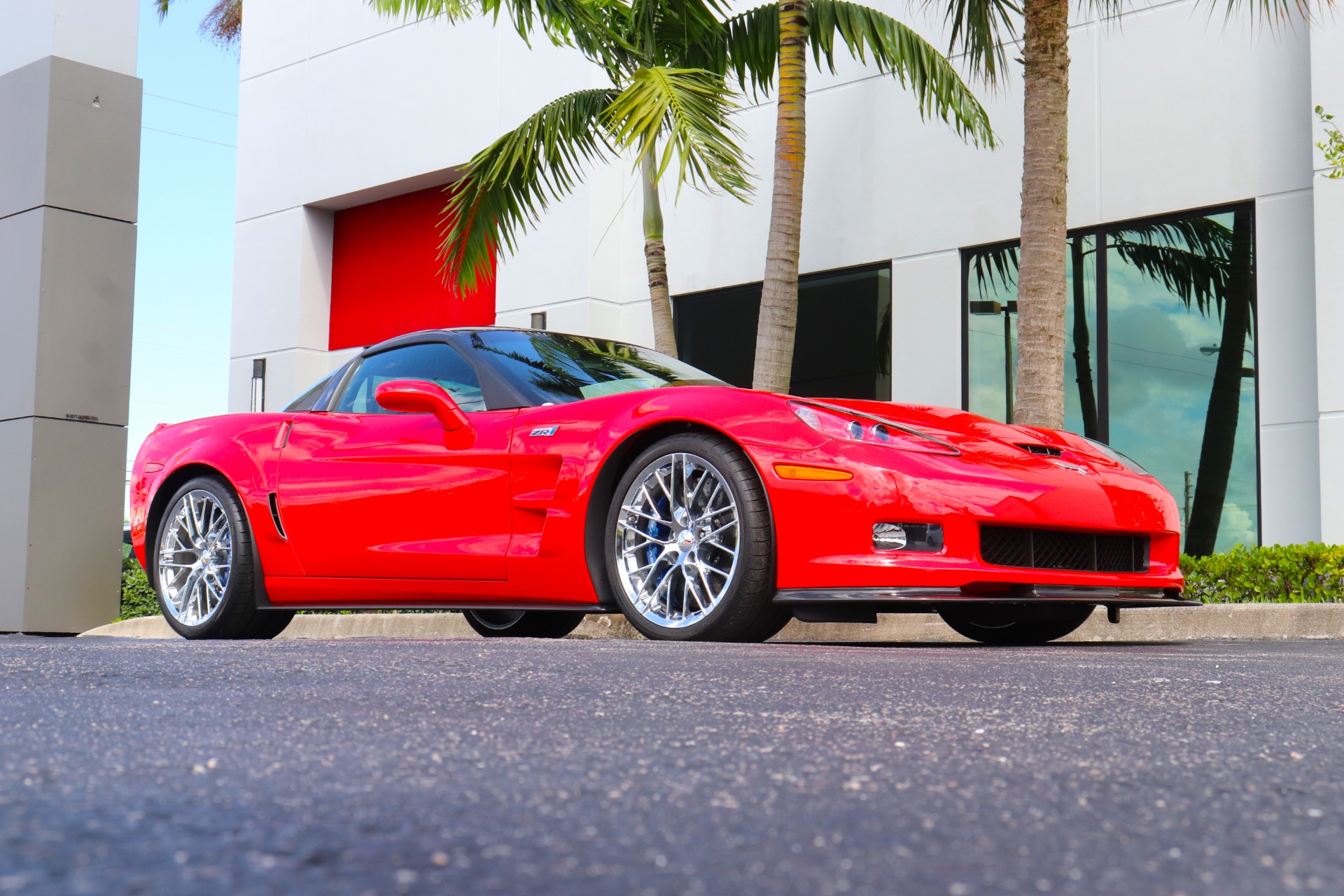 Used-2010-Chevrolet-Corvette-ZR1-3ZR