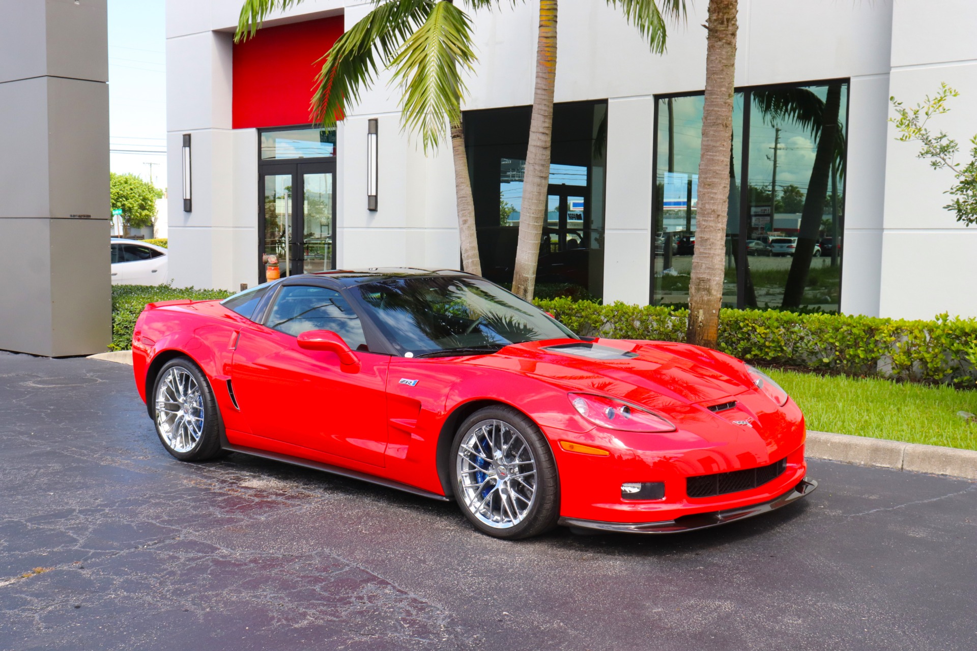 Used-2010-Chevrolet-Corvette-ZR1-3ZR