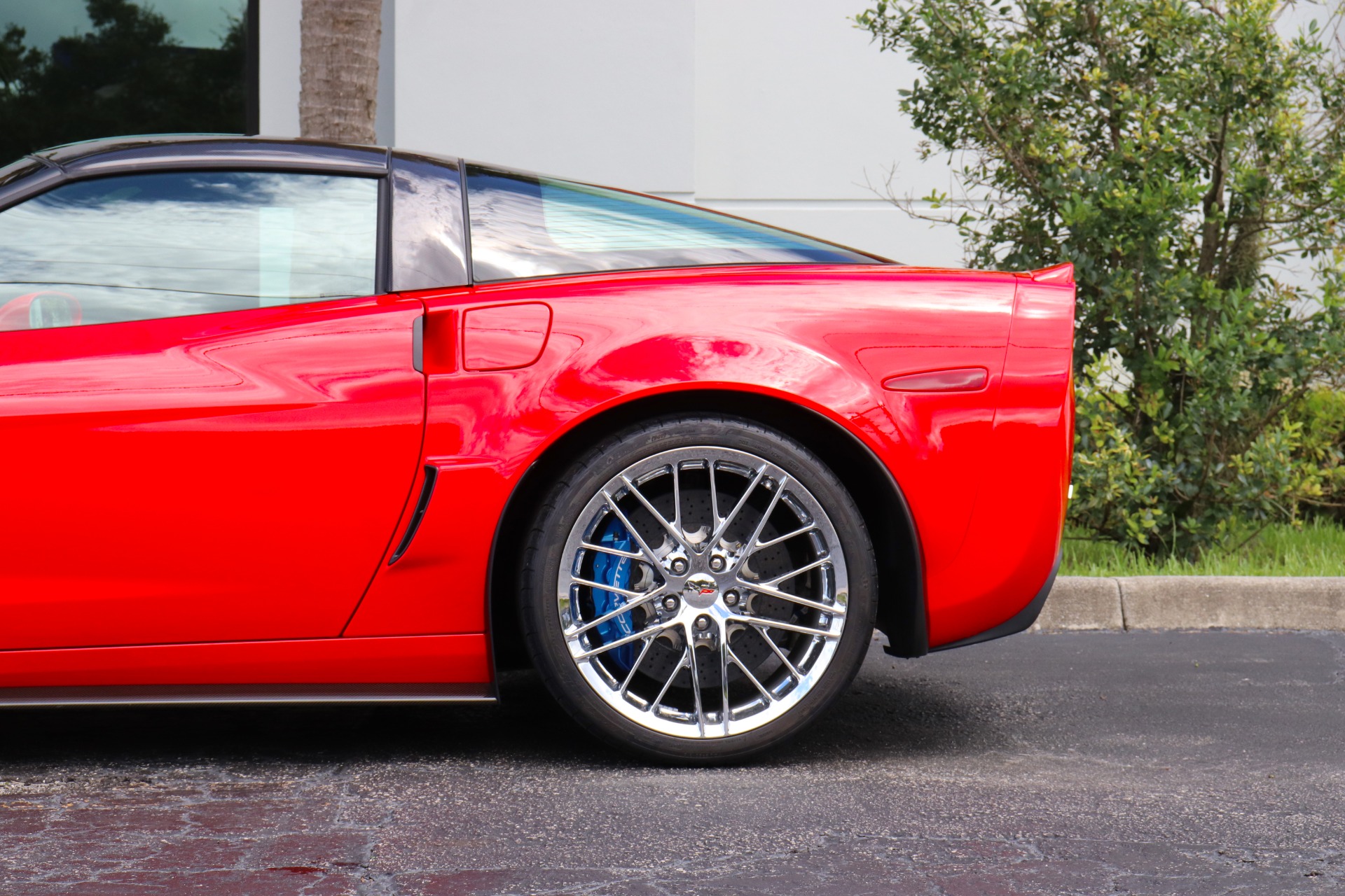 Used-2010-Chevrolet-Corvette-ZR1-3ZR