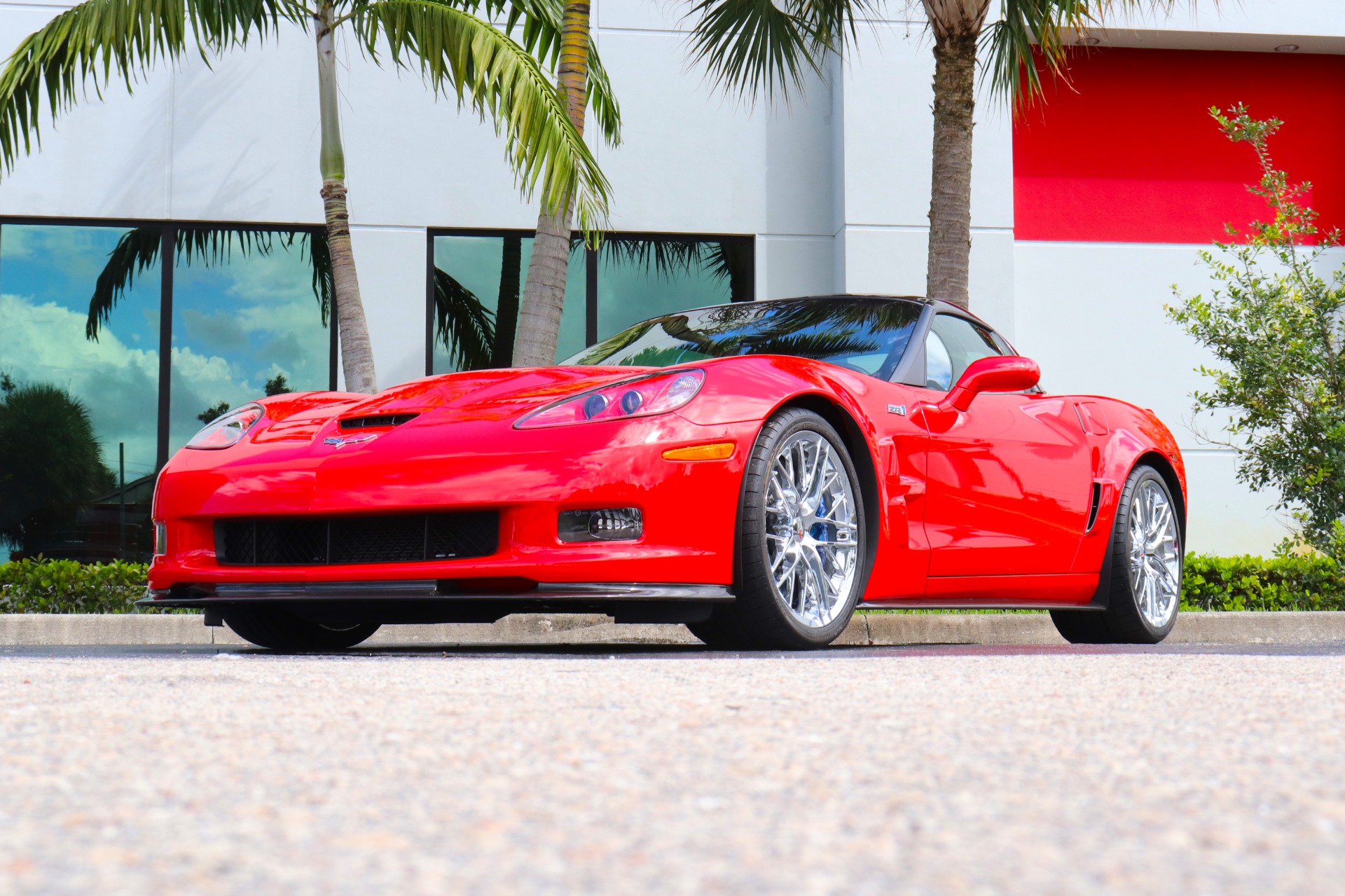 Used-2010-Chevrolet-Corvette-ZR1-3ZR