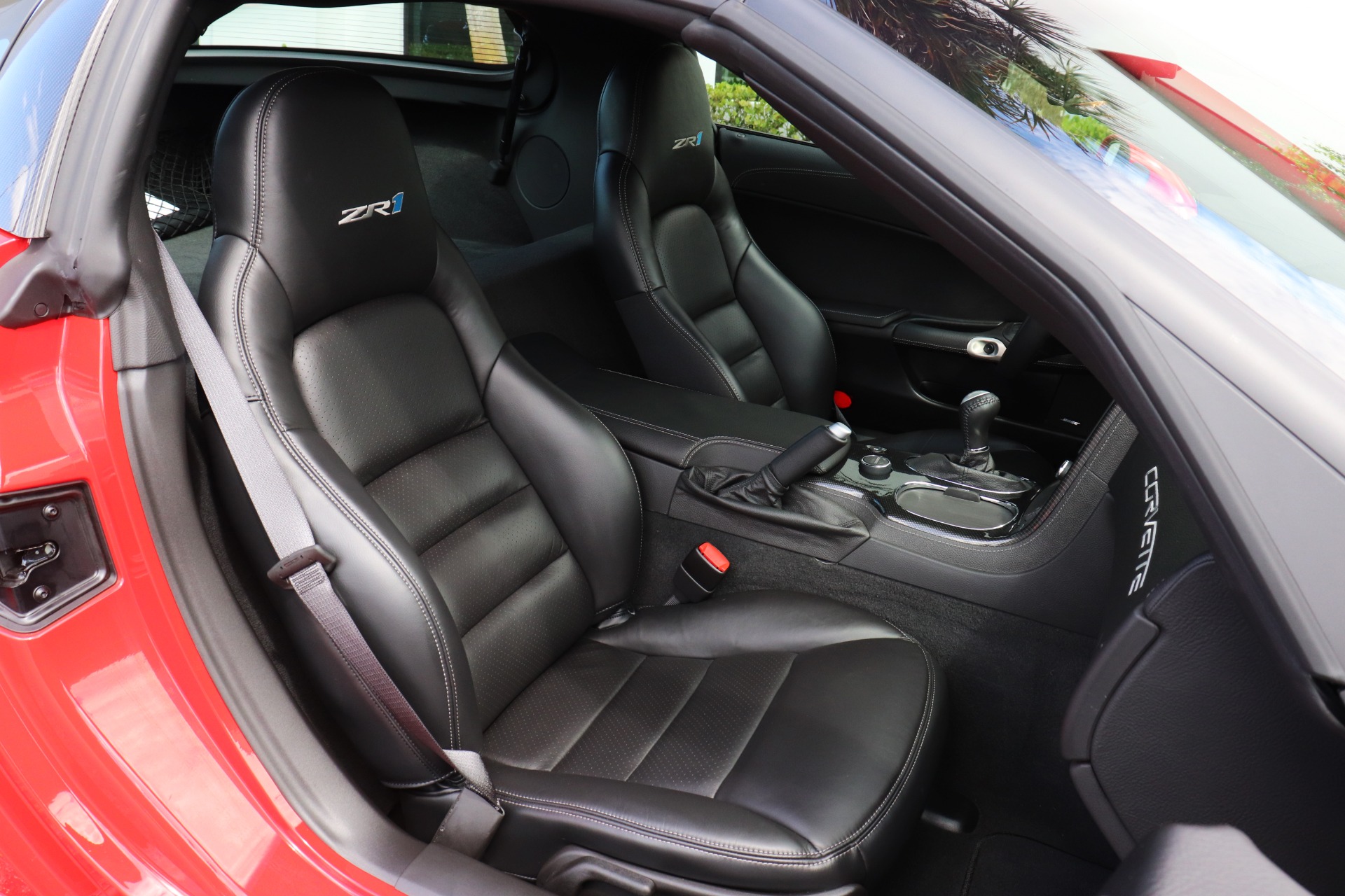 Used-2010-Chevrolet-Corvette-ZR1-3ZR