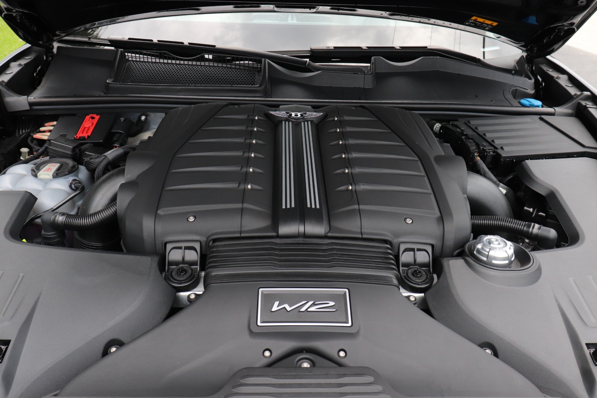 Used-2022-Bentley-Bentayga-Speed