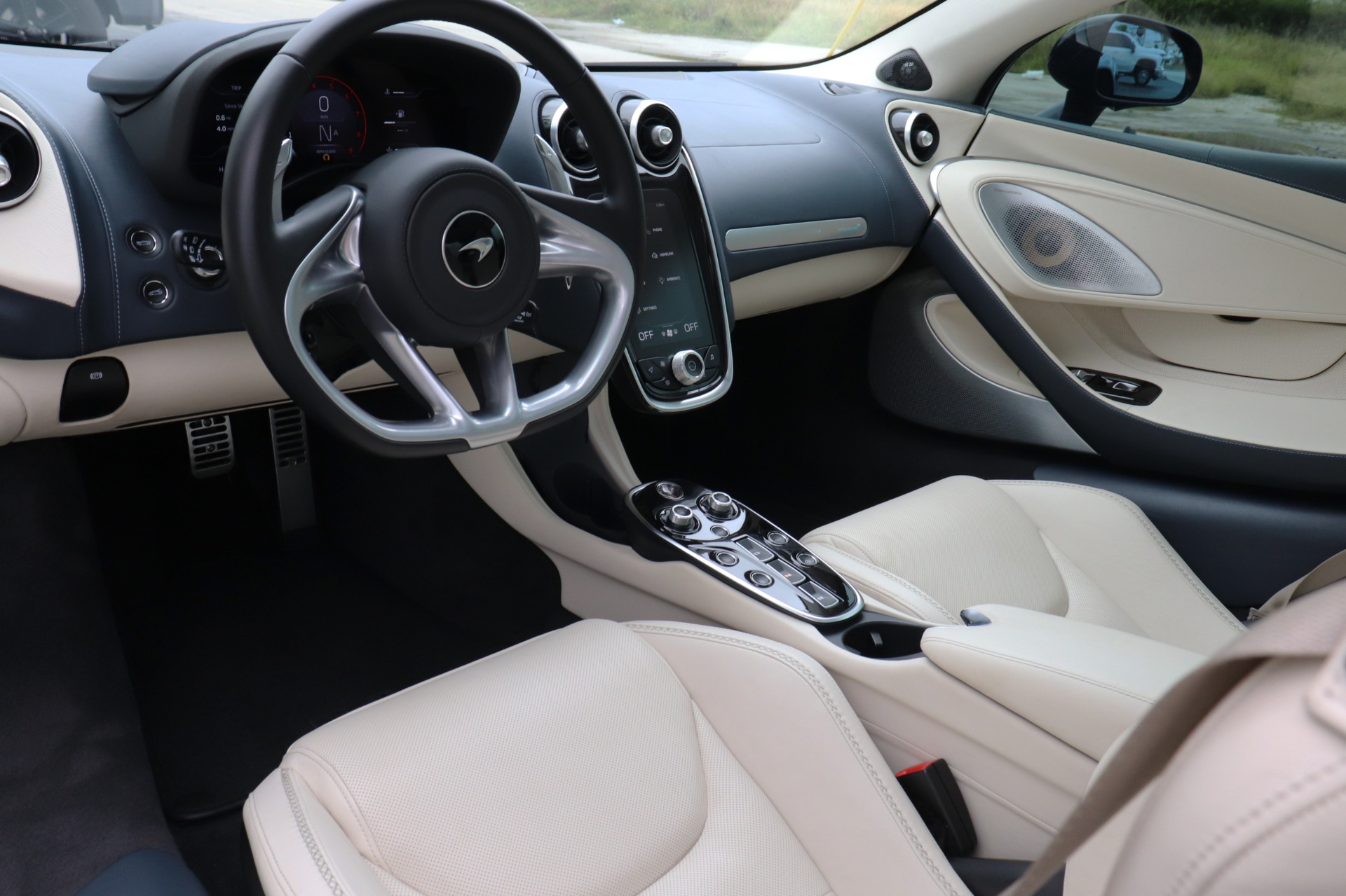 Used-2020-McLaren-GT