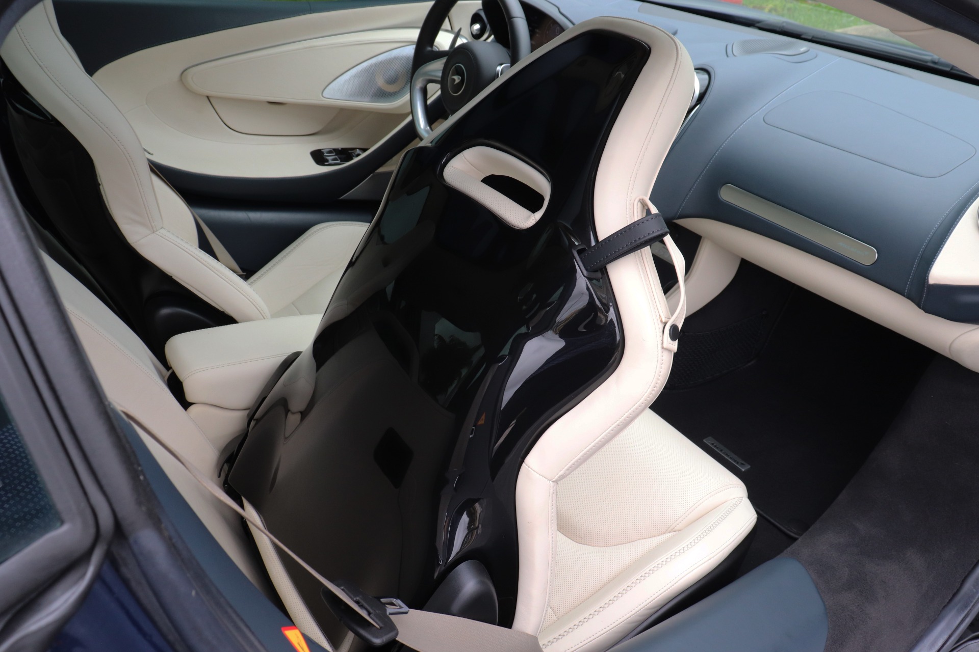 Used-2020-McLaren-GT