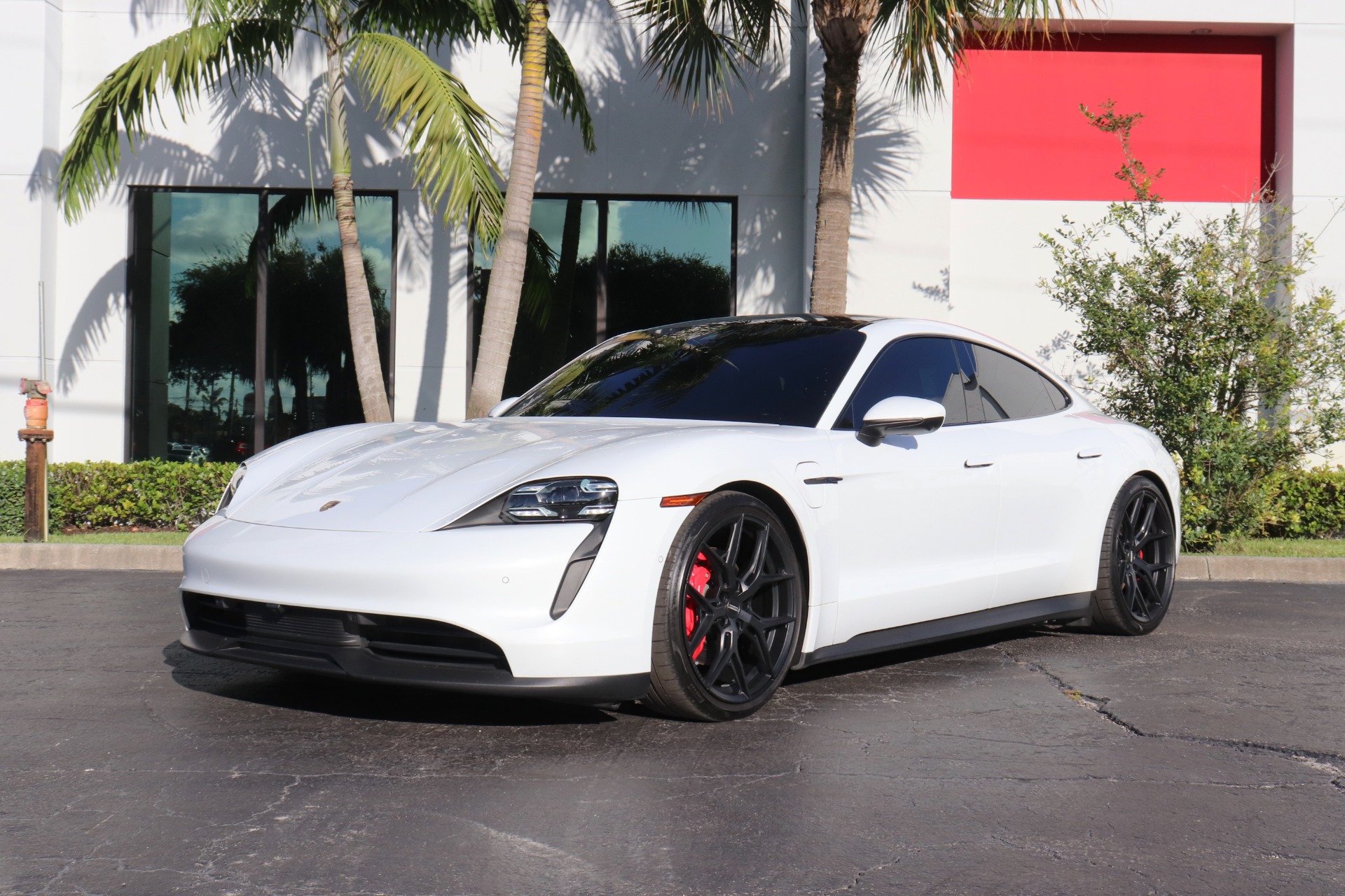 Used-2020-Porsche-Taycan-4S
