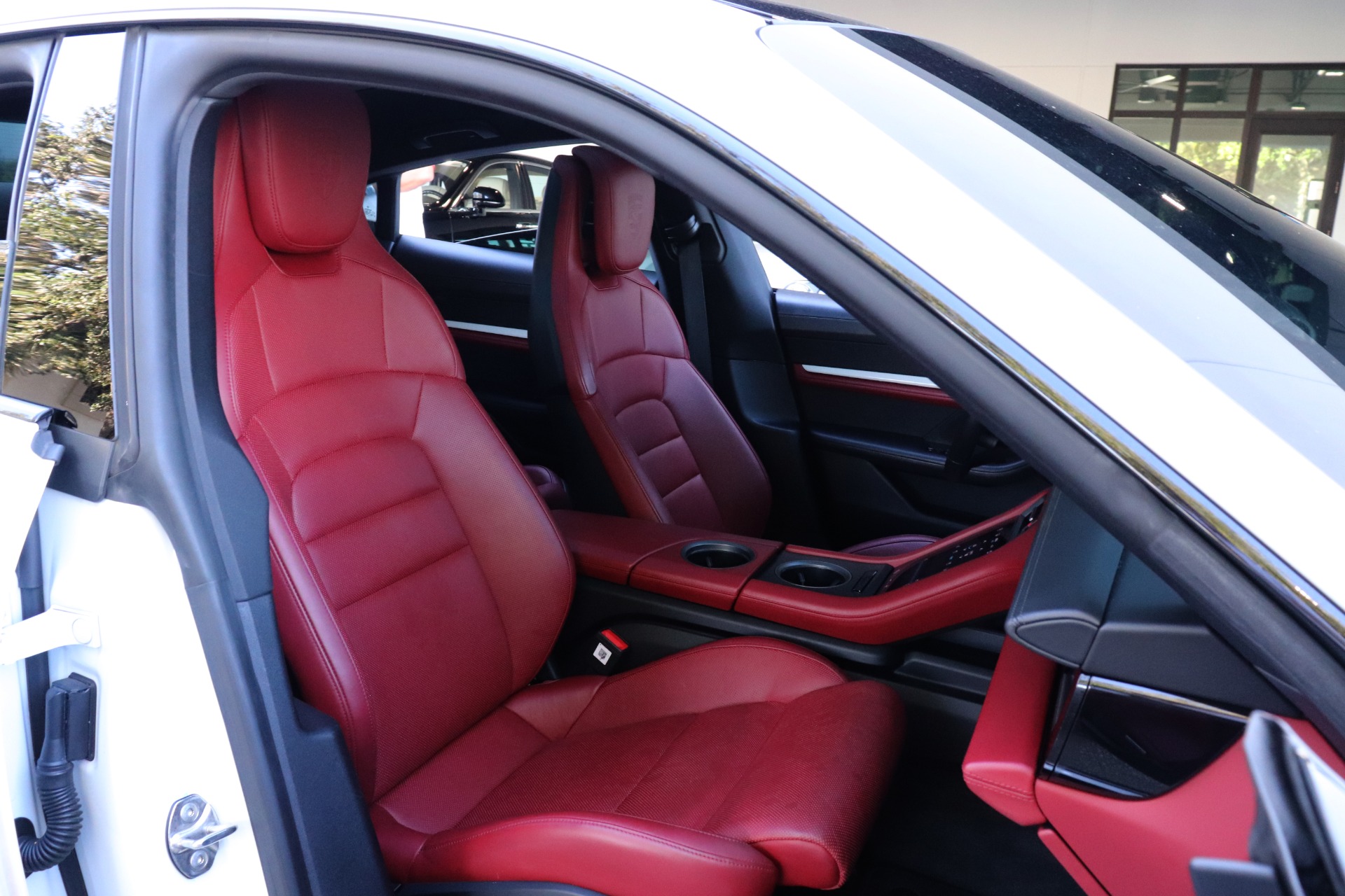 Used-2020-Porsche-Taycan-4S