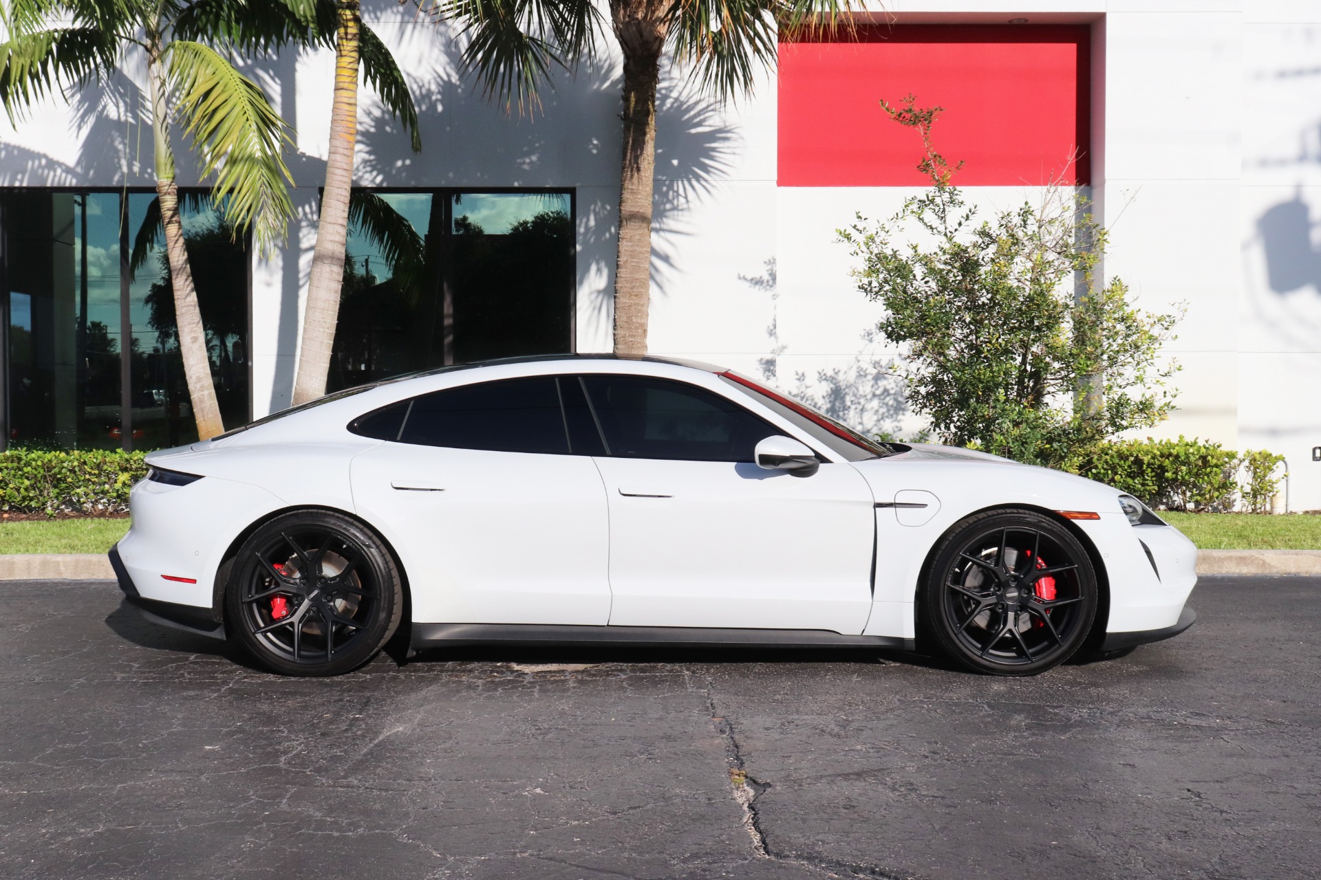 Used-2020-Porsche-Taycan-4S