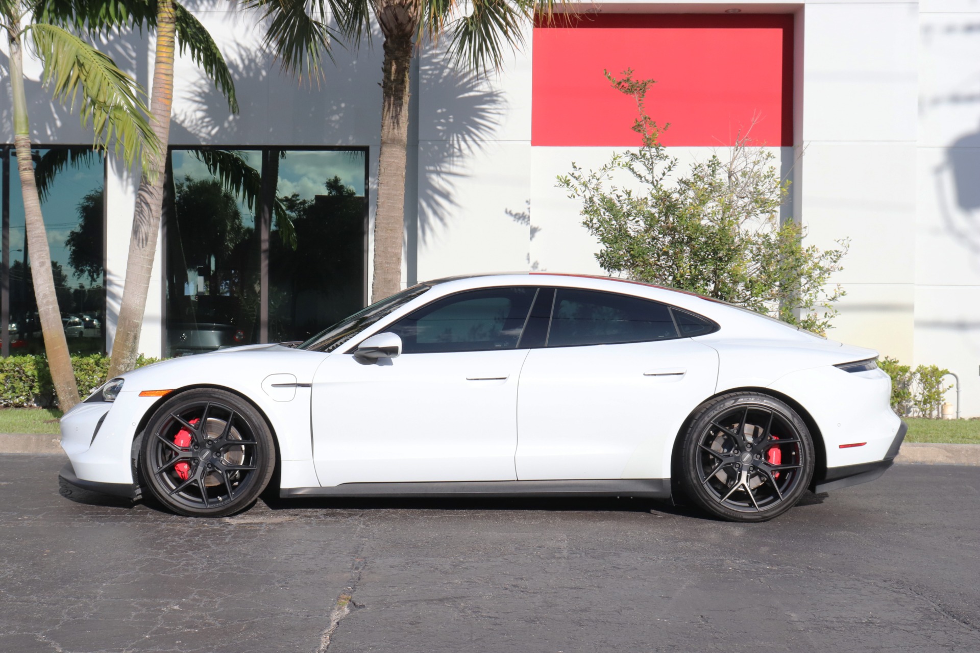 Used-2020-Porsche-Taycan-4S
