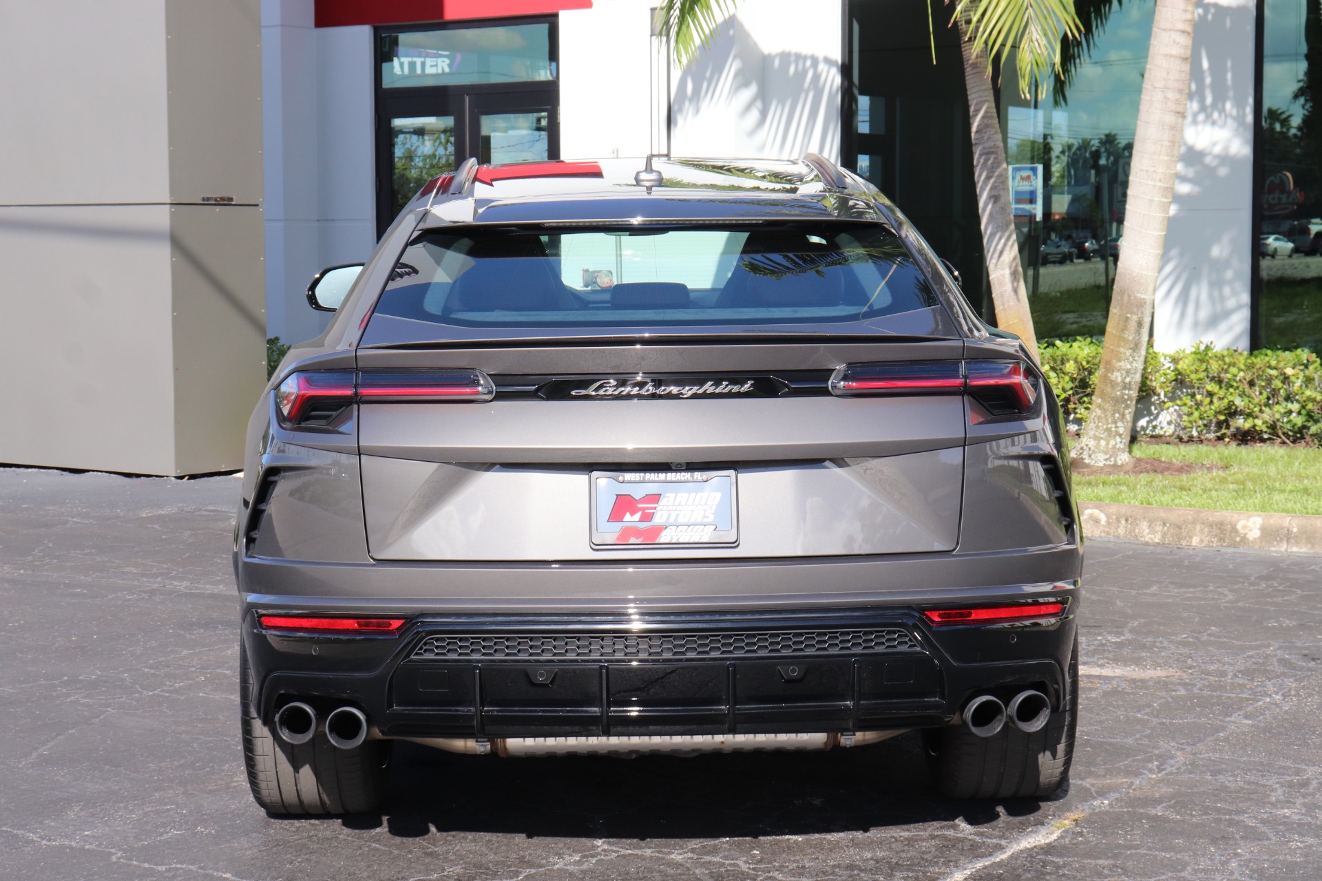 Used-2022-Lamborghini-Urus