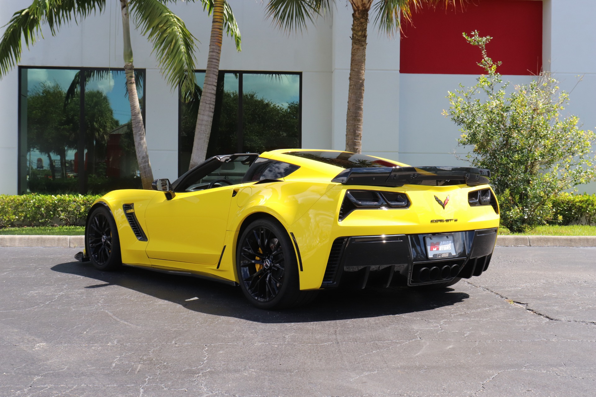 Used-2016-Chevrolet-Corvette-Z06