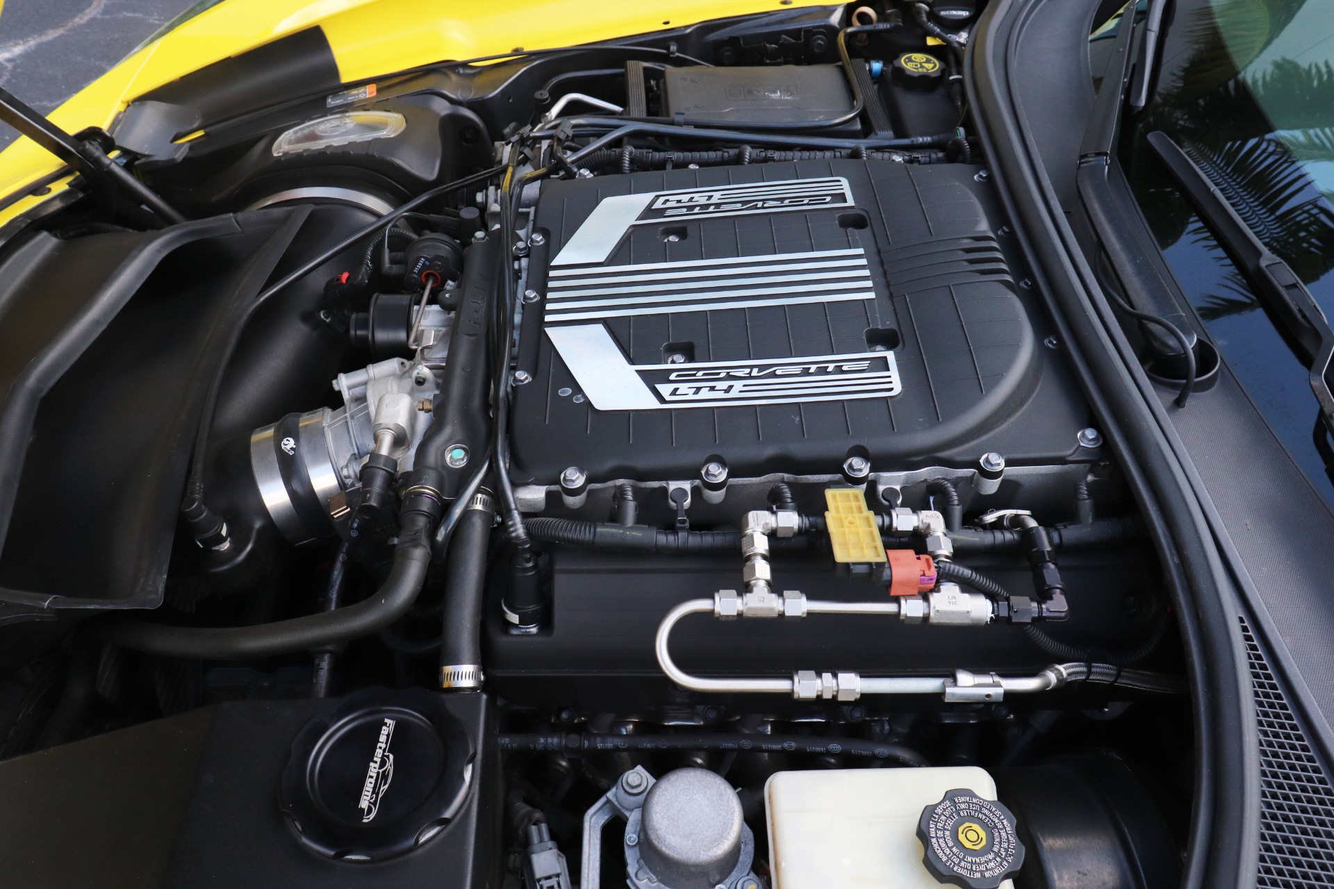Used-2016-Chevrolet-Corvette-Z06