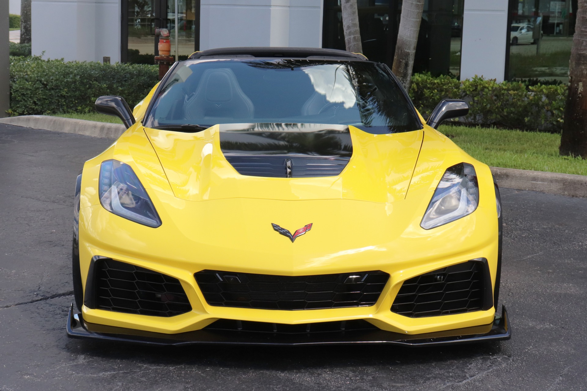 Used-2016-Chevrolet-Corvette-Z06