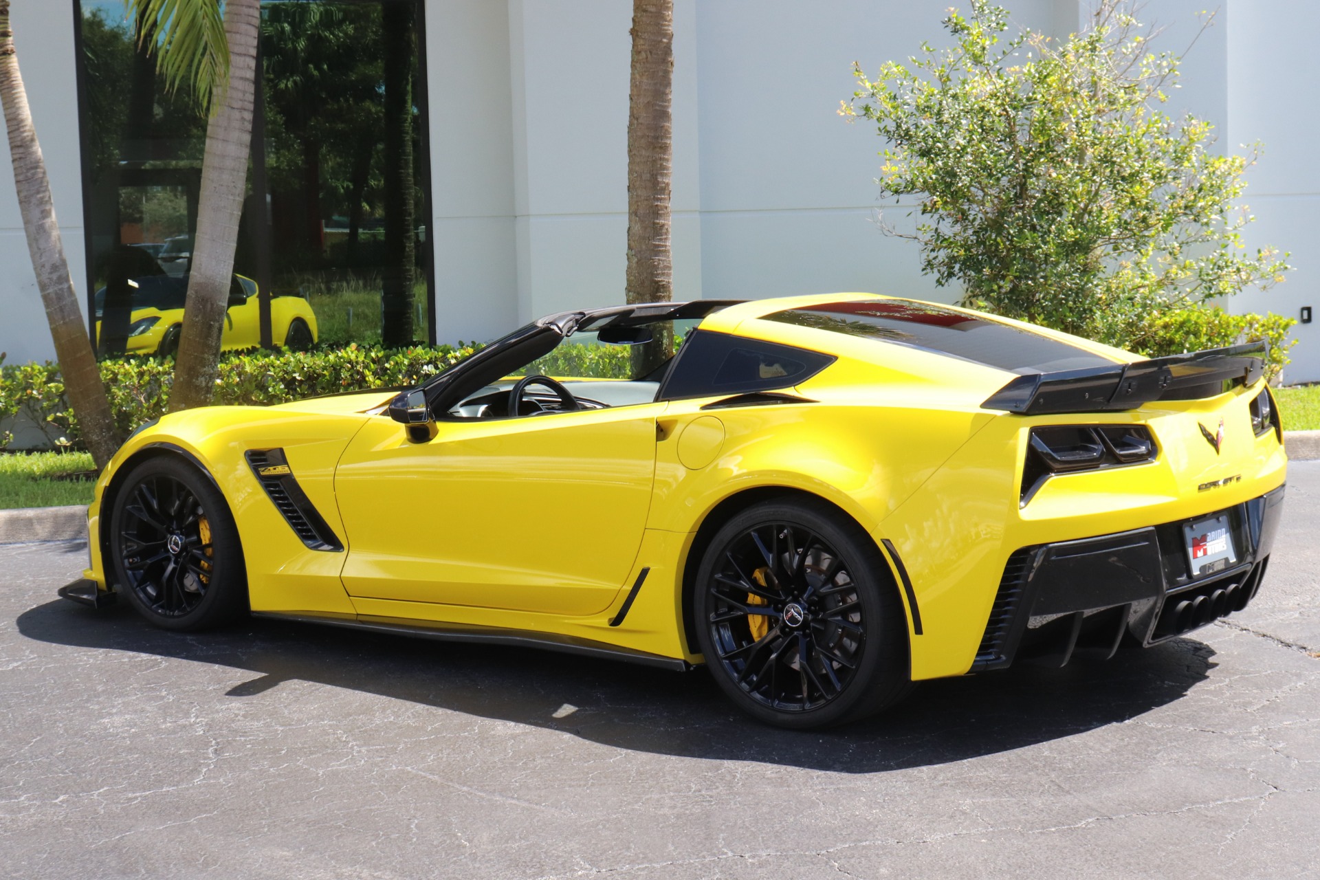 Used-2016-Chevrolet-Corvette-Z06